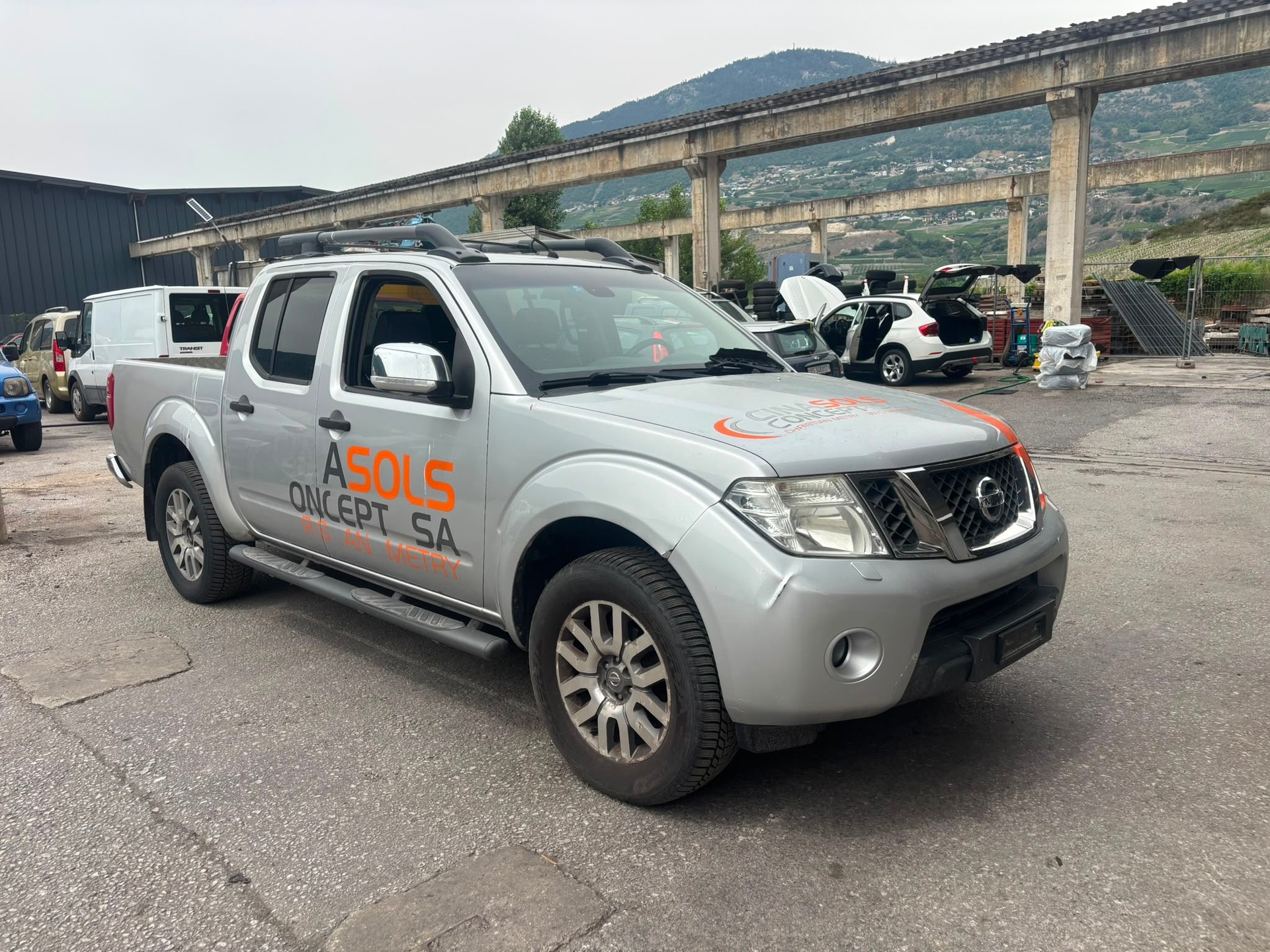 NISSAN Navara V6 Double Cab LE 3.0 dCi 4WD Automat-image-1