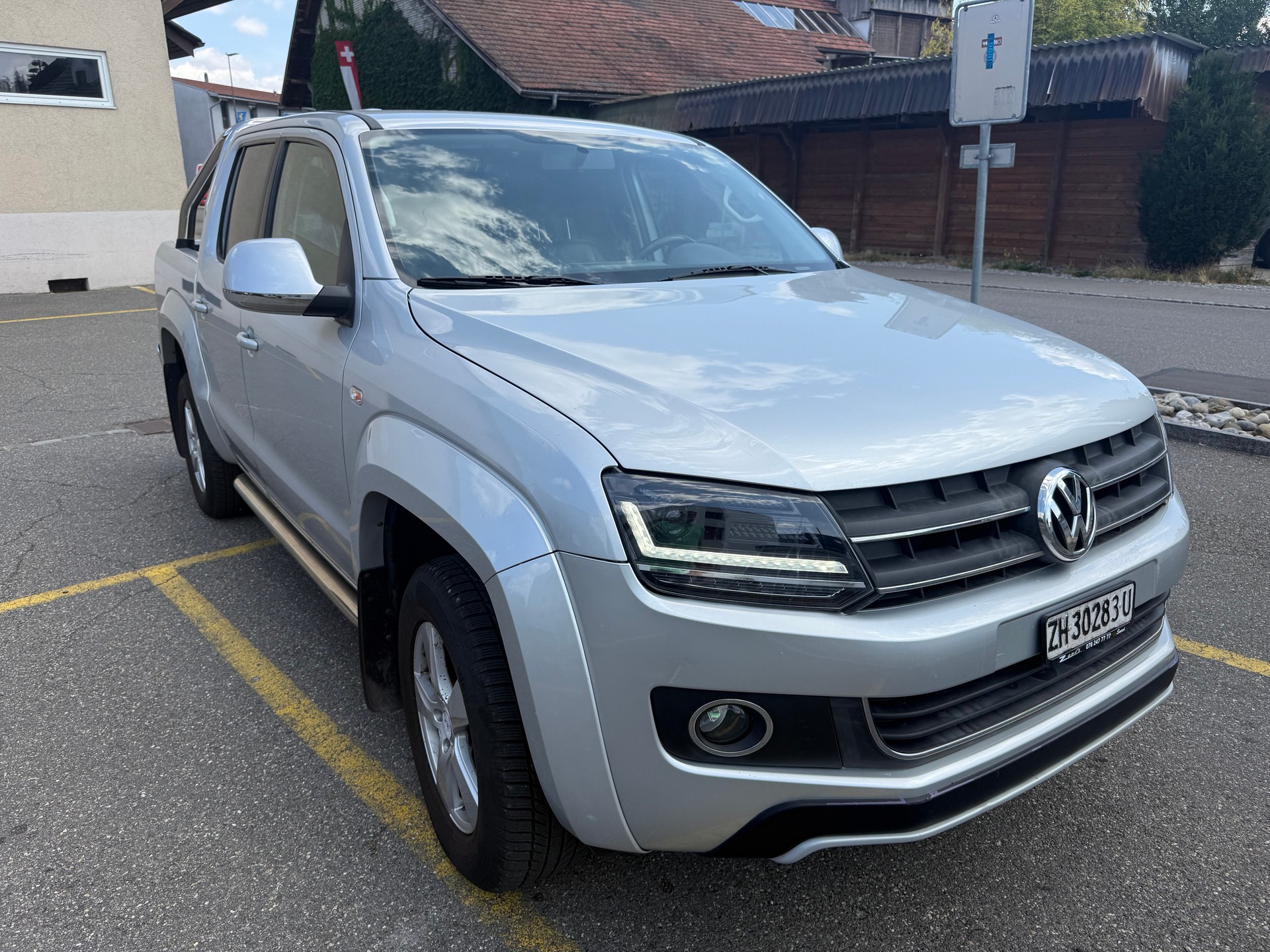 VW Amarok 2.0 BiTDI Highline 4Motion-image-1