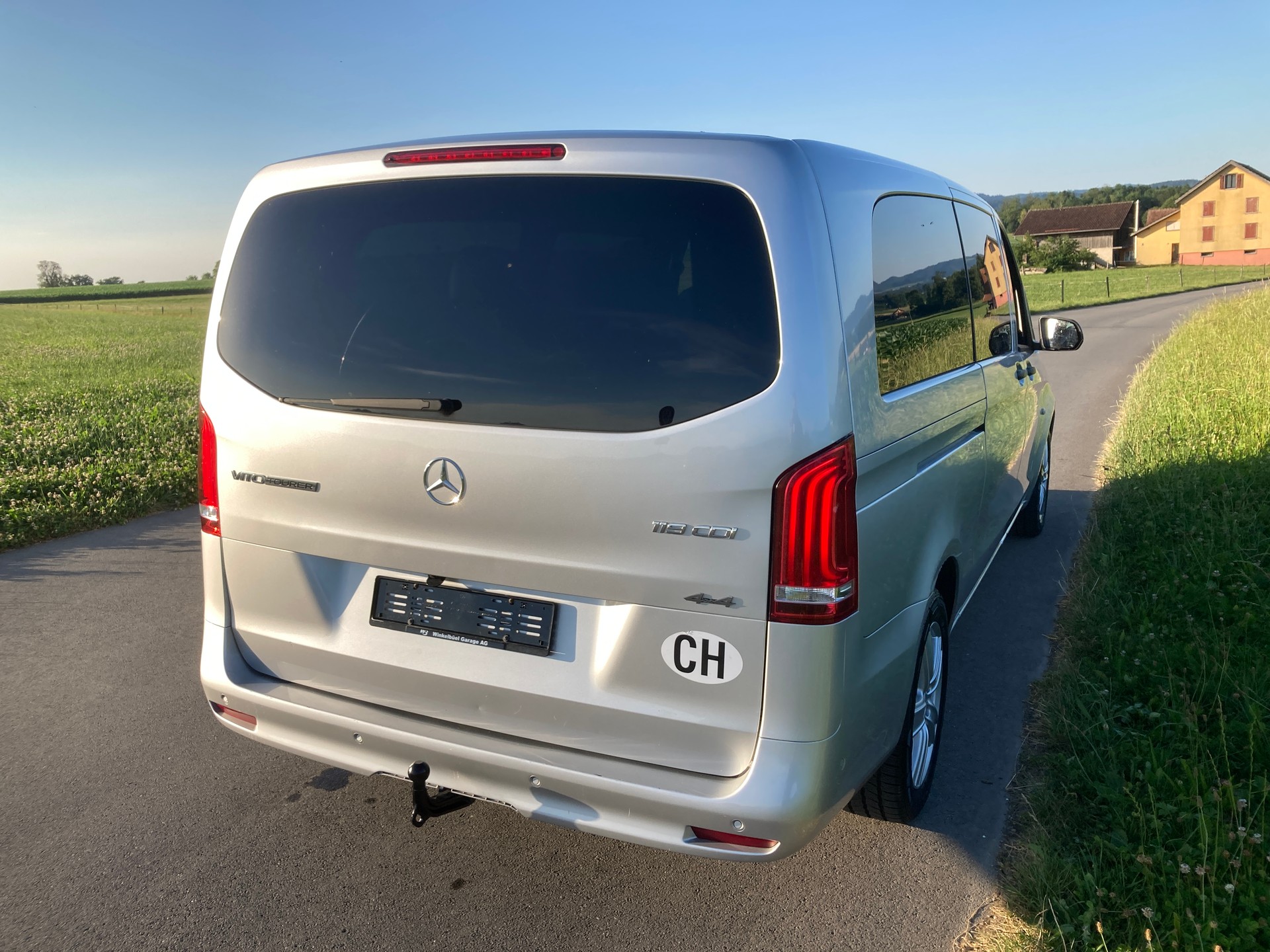 MERCEDES-BENZ Vito 119 CDI Extralang Select Tourer 4M 9G-Tronic 9 Sitzer mit Anhängerkupplung-image-2