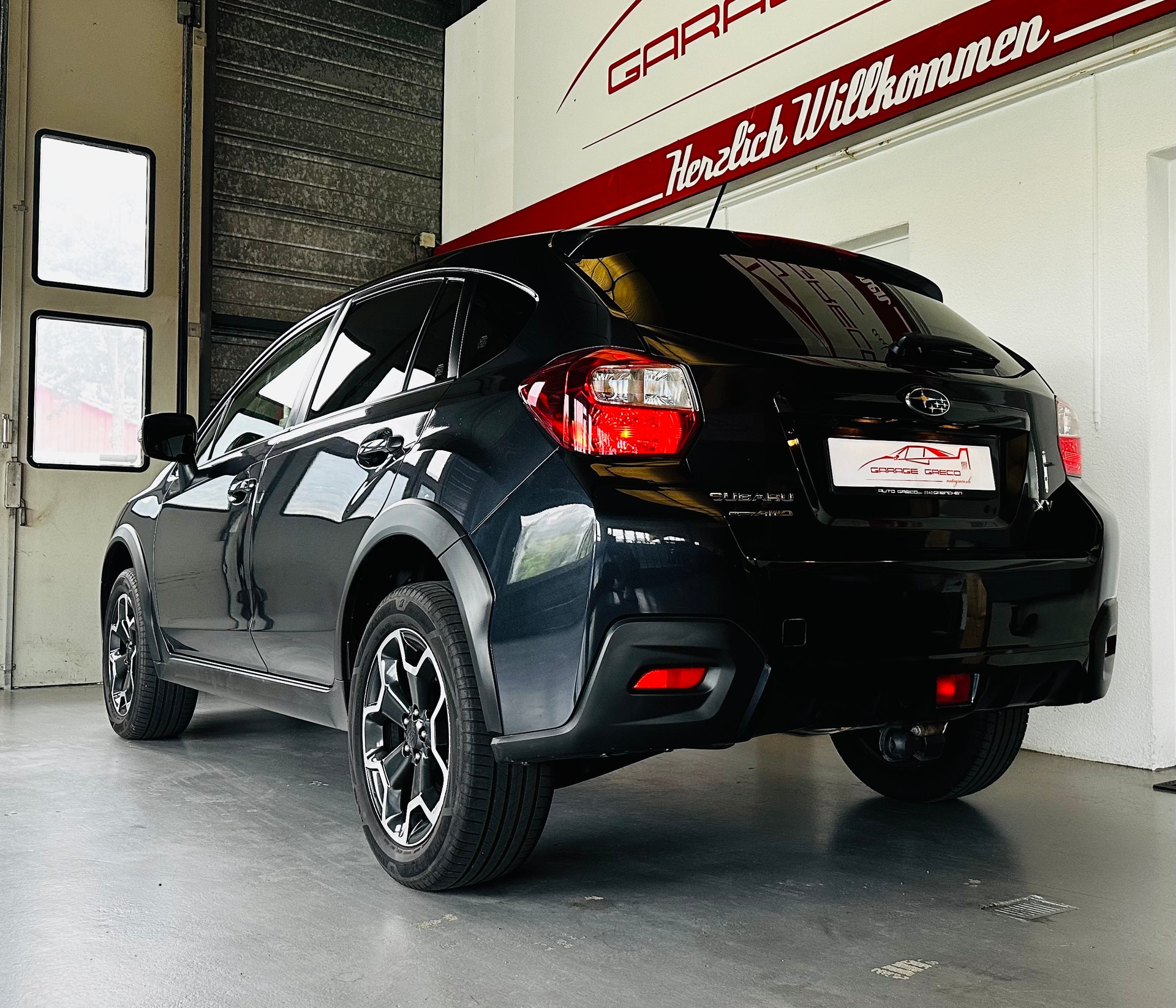 SUBARU XV 2.0 Swiss Two AWD CVT "AHK"-image-5