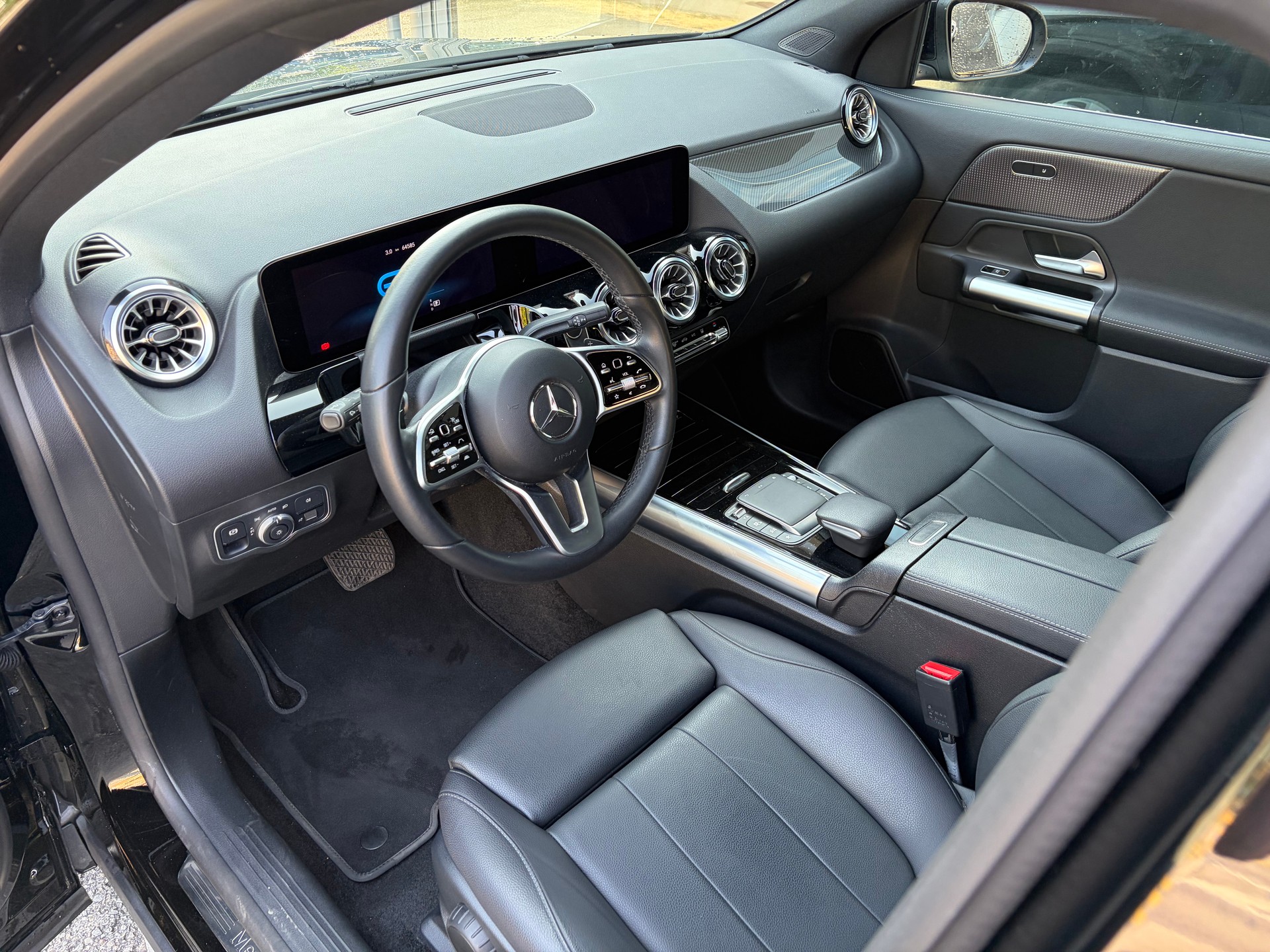 MERCEDES-BENZ EQA 250+-image-6