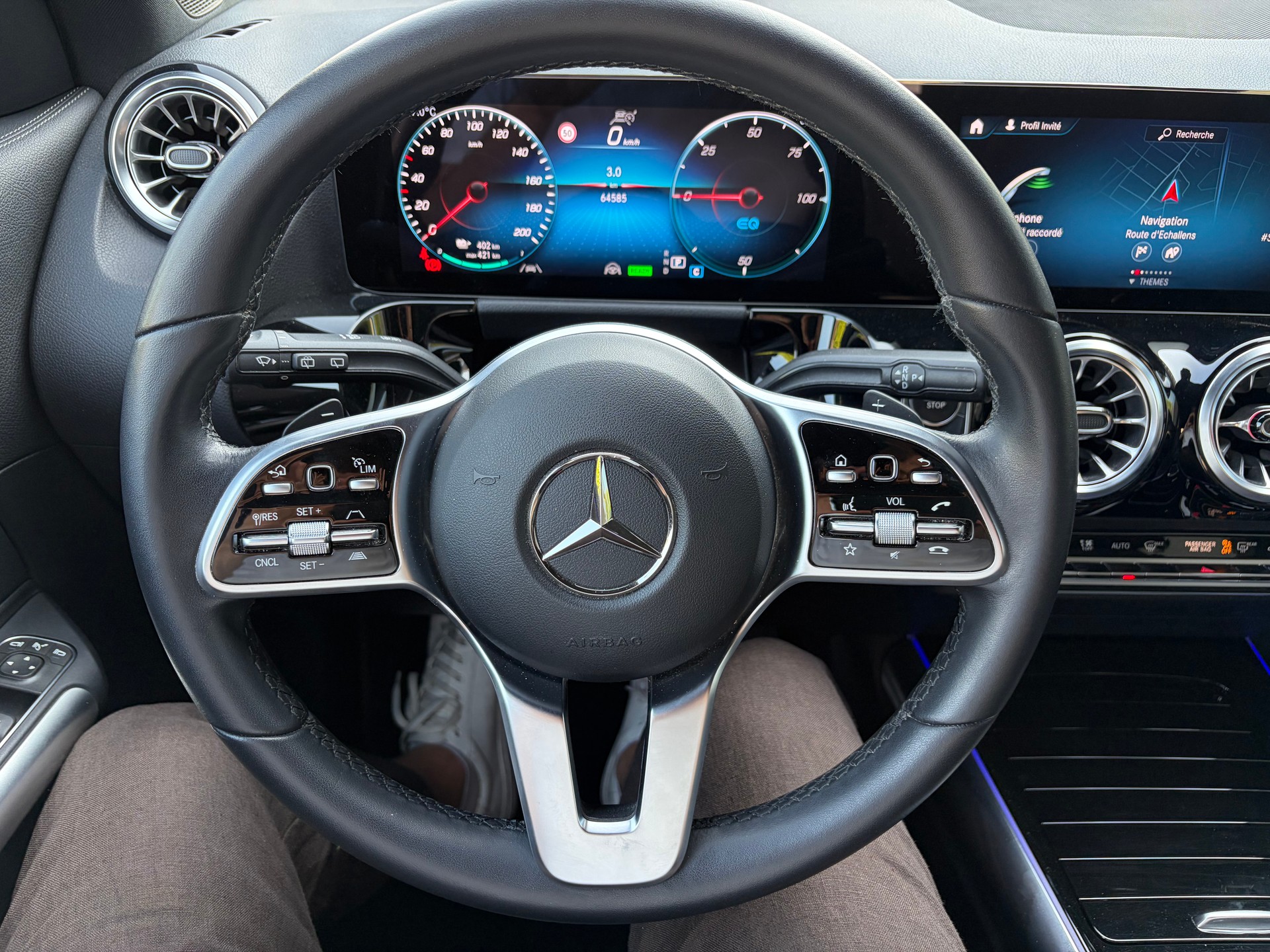 MERCEDES-BENZ EQA 250+-image-10