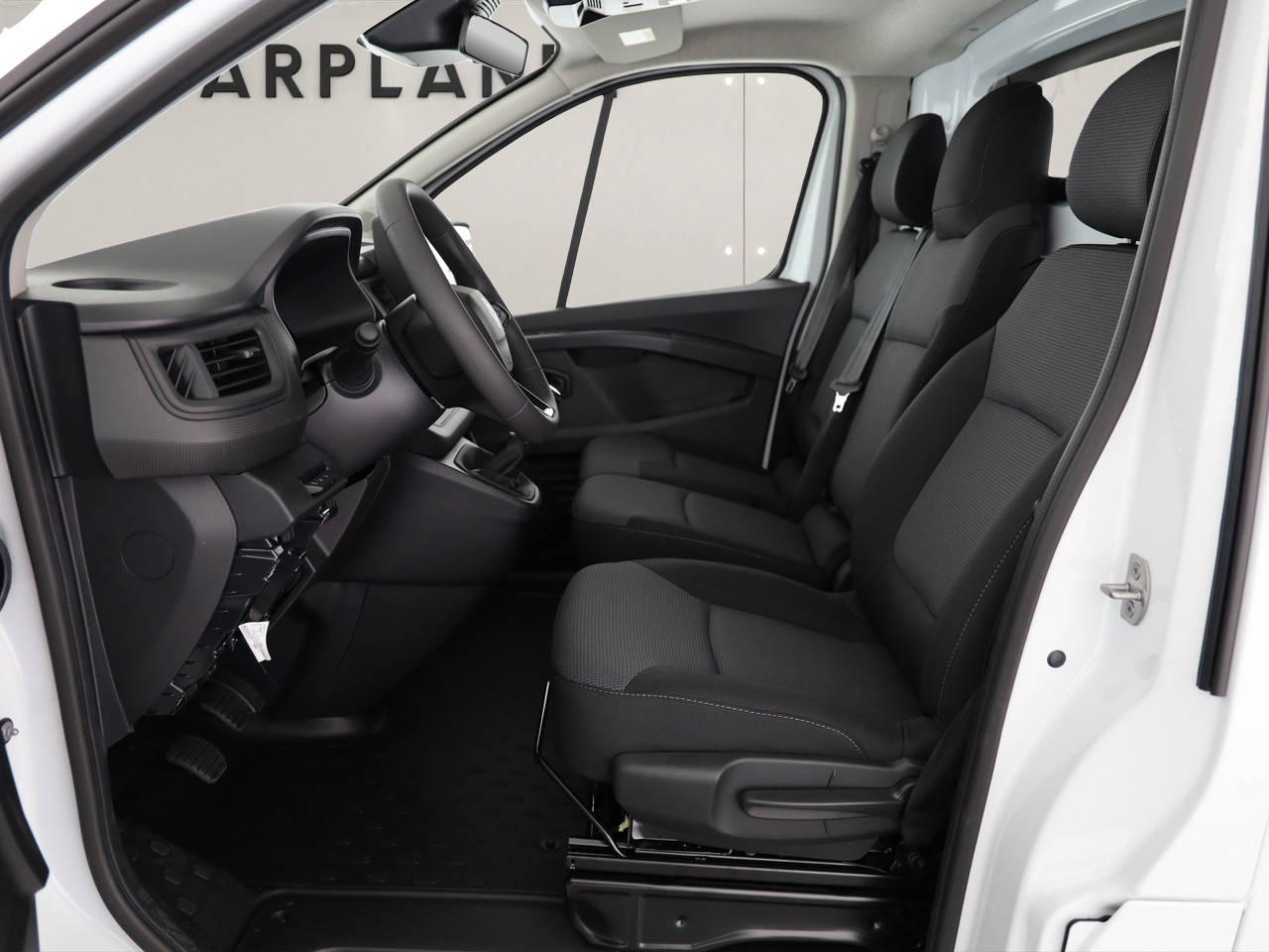 RENAULT Trafic Kaw. 3.0 t L1 H1 2.0 dCi Blue 130 Advance-image-4