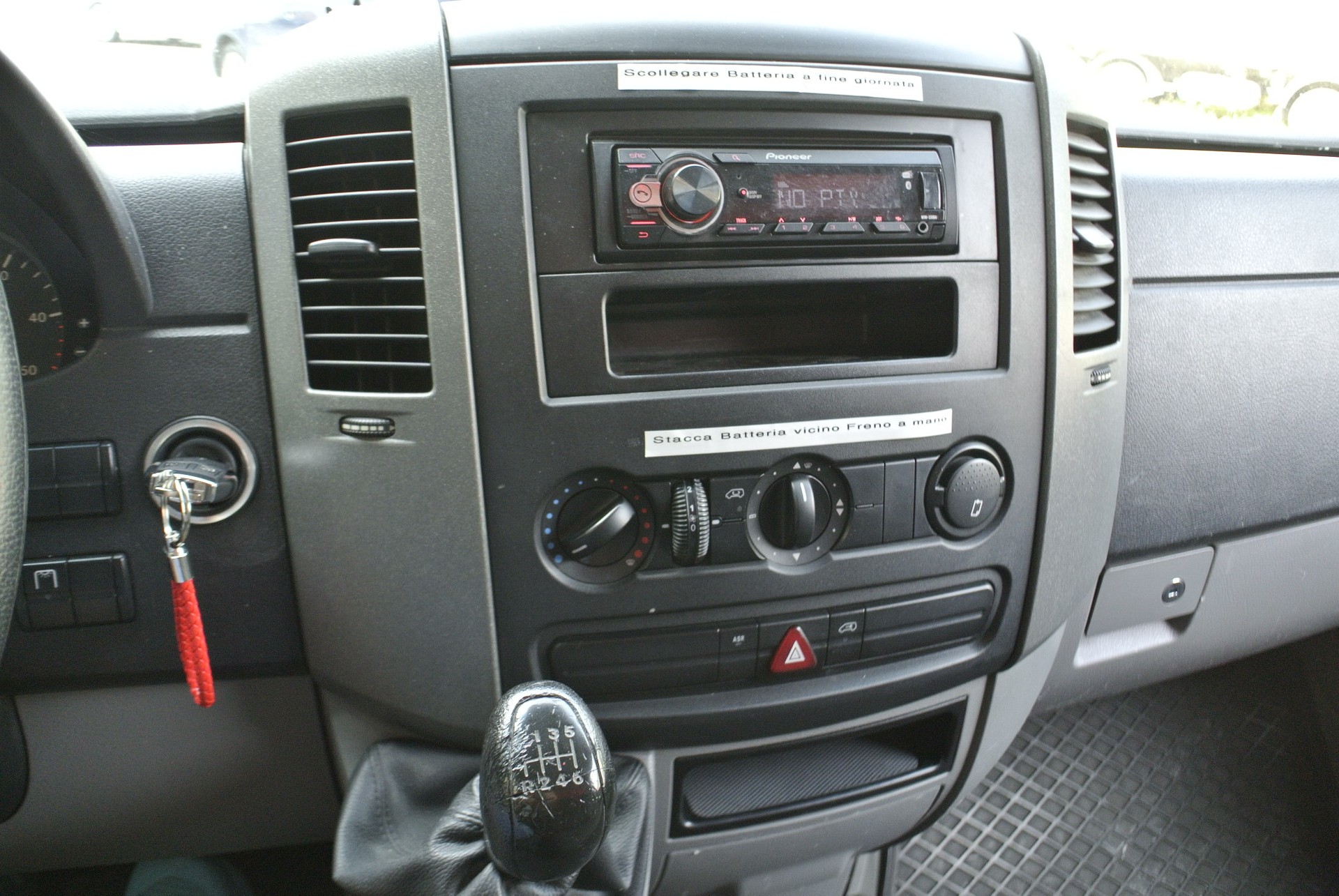 MERCEDES-BENZ Sprinter 313 CDI Lang-image-18