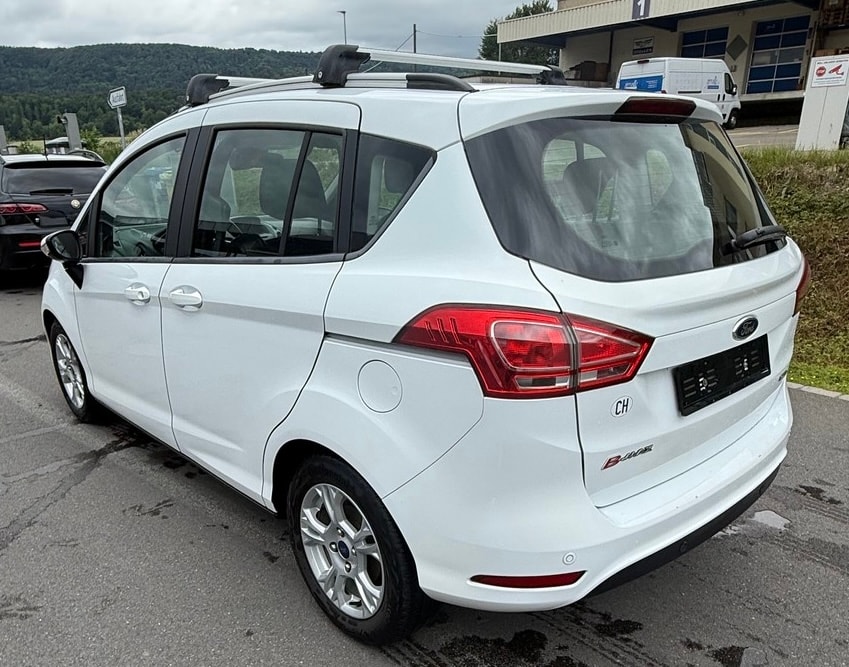 FORD B-Max 1.0 SCTi Titanium-image-1