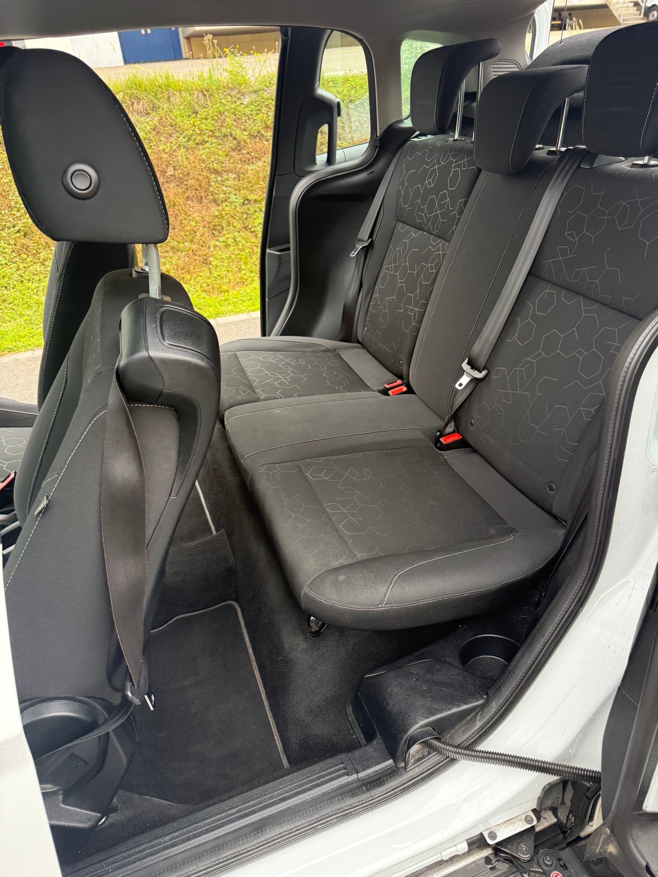 FORD B-Max 1.0 SCTi Titanium-image-5
