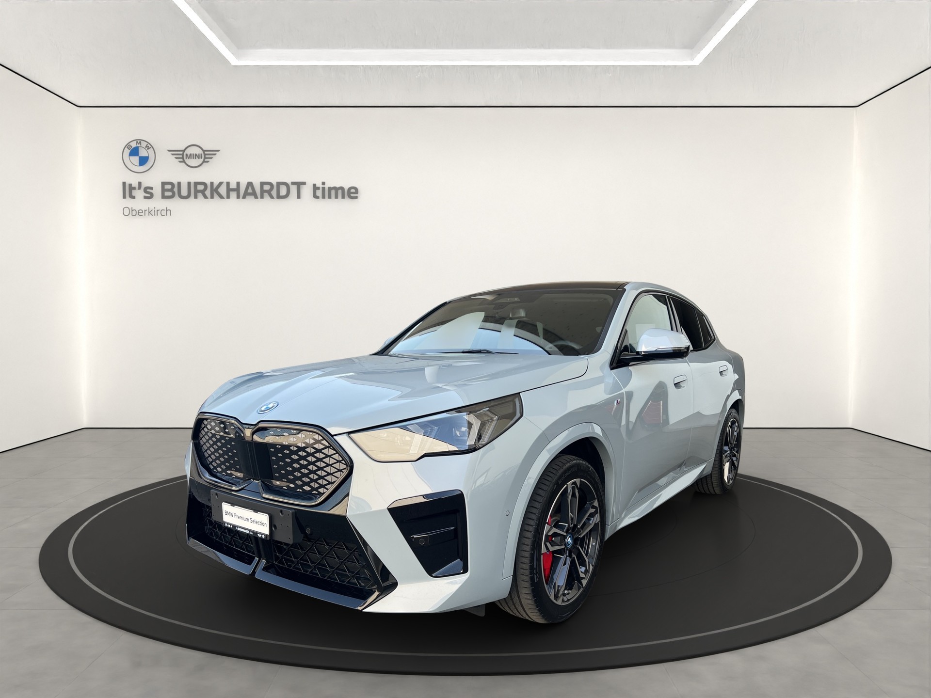 BMW iX2 xDrive 30 M Sport Pro-image-0