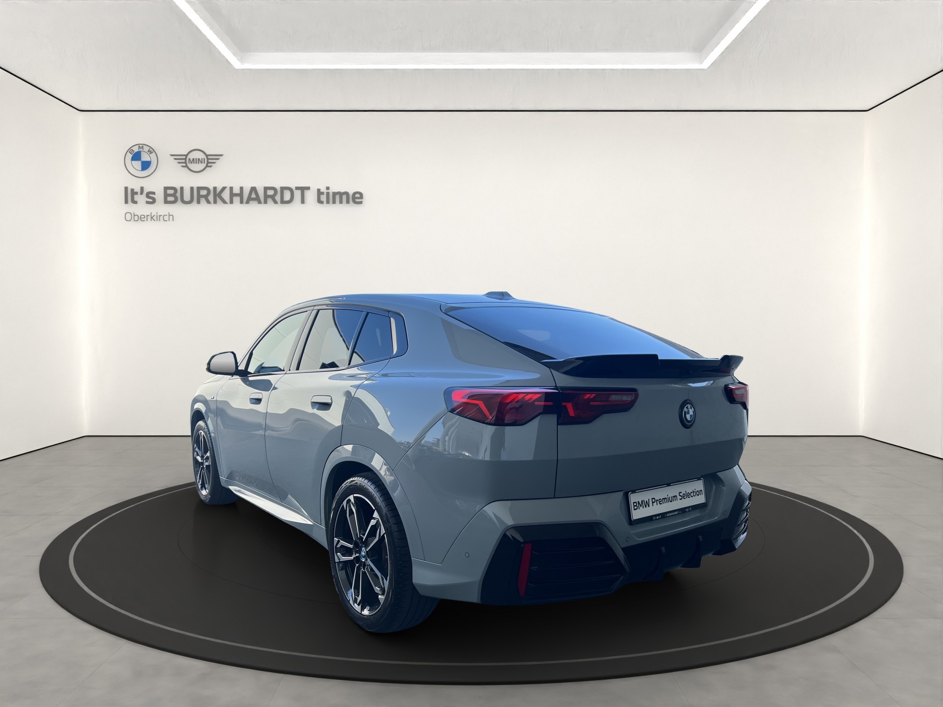 BMW iX2 xDrive 30 M Sport Pro-image-2