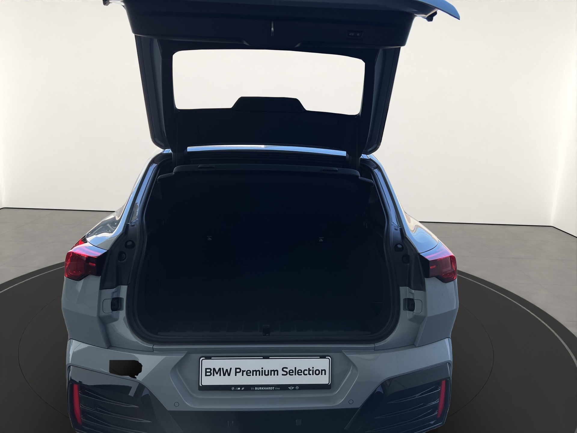 BMW iX2 xDrive 30 M Sport Pro-image-23
