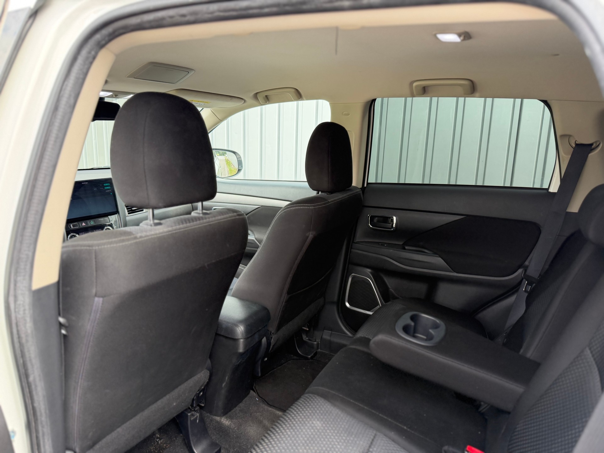 MITSUBISHI Outlander 2.0 Pure 2WD-image-10