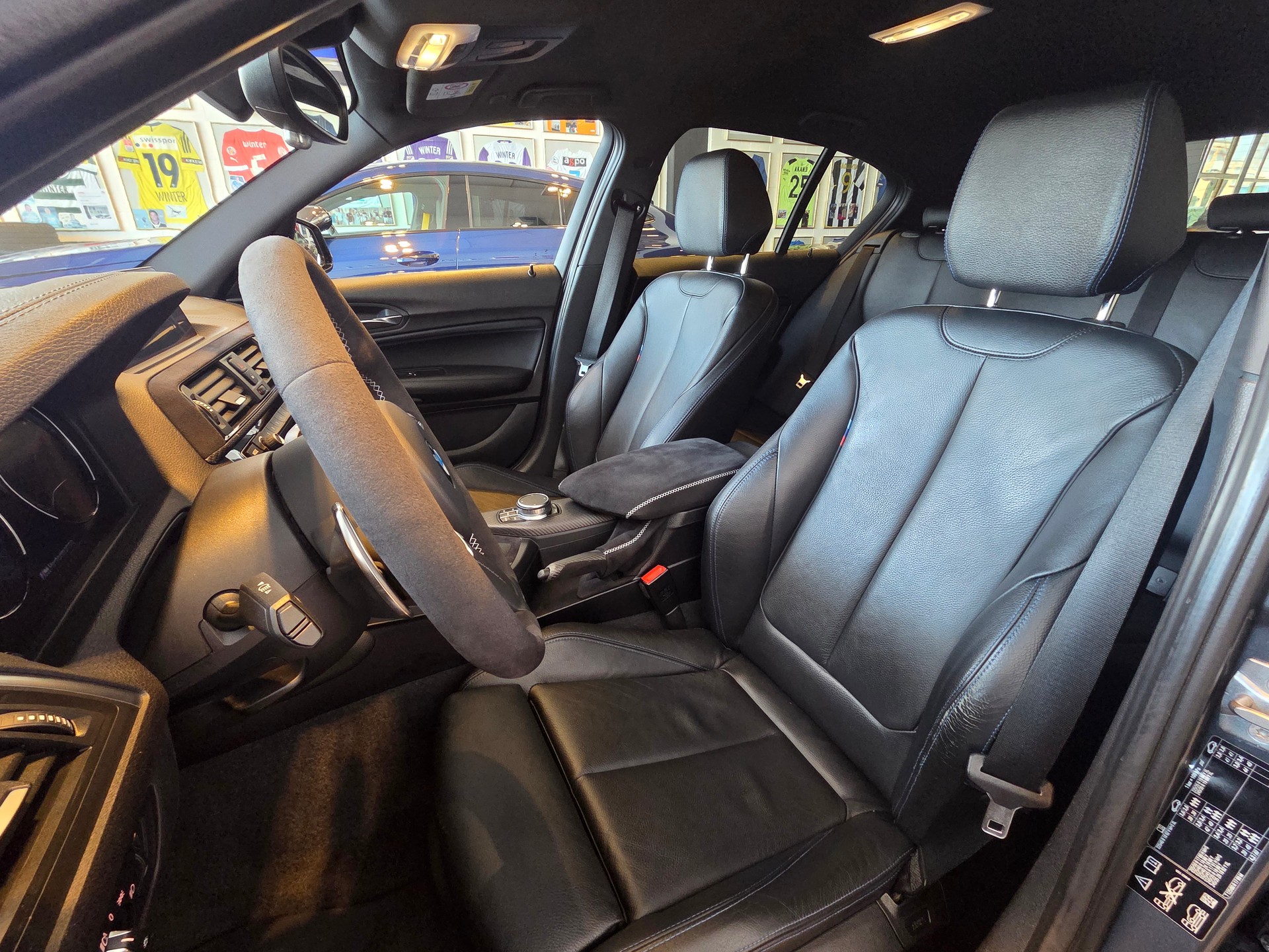 BMW M140i xDrive Swiss Per.Ed-image-6