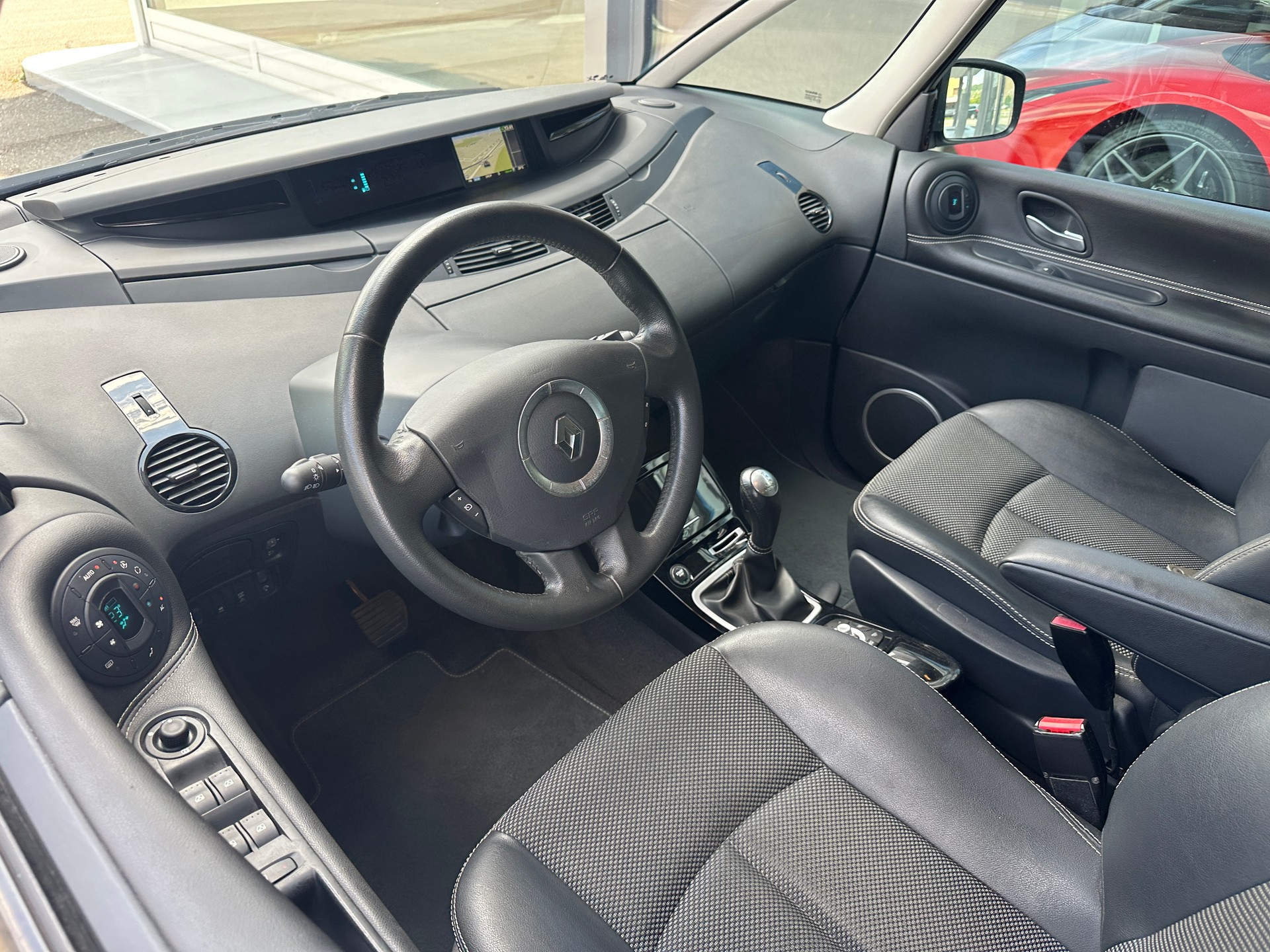 RENAULT Grand Espace 2.0 dCi Edition Automat 7 Plz-image-9