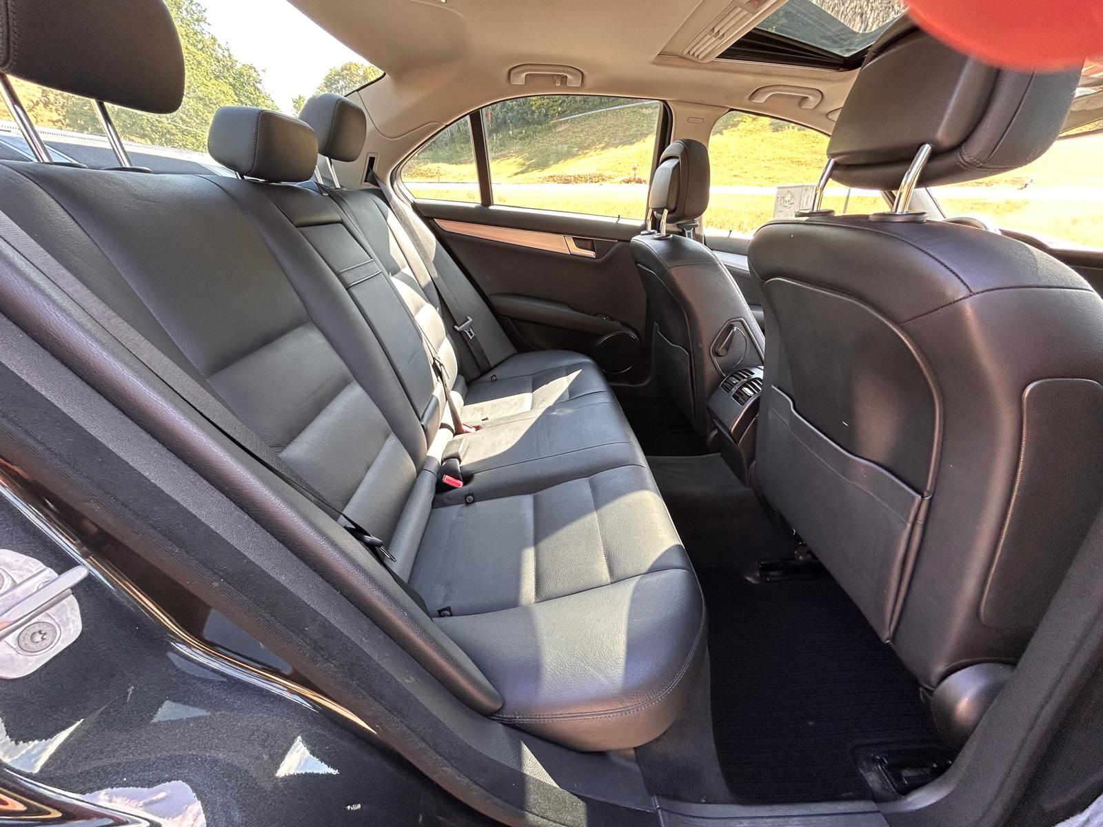 MERCEDES-BENZ C 200 Avantgarde 7G-Tronic-image-9