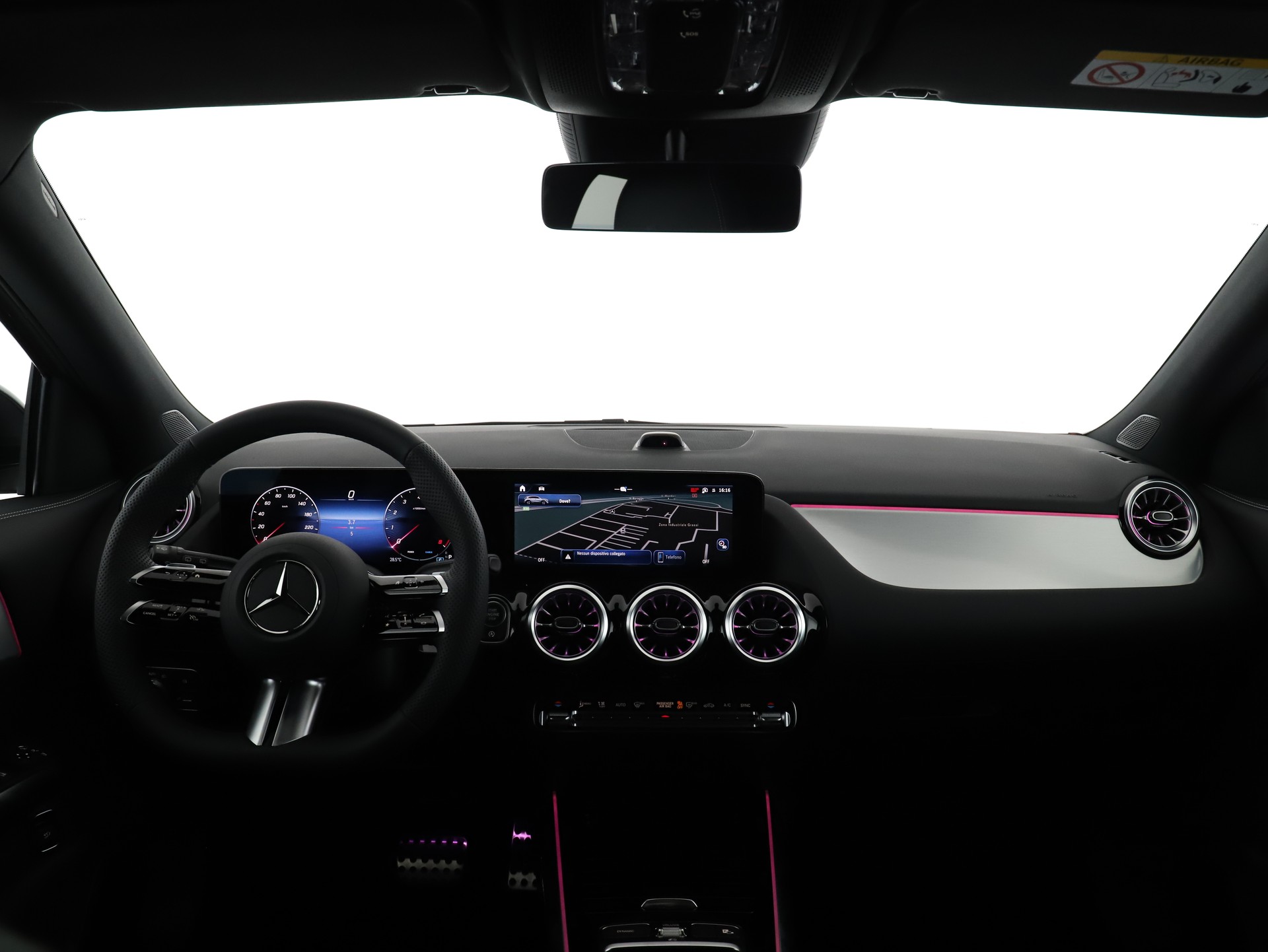 MERCEDES-BENZ GLA 200 Night Star 7G-D-image-12