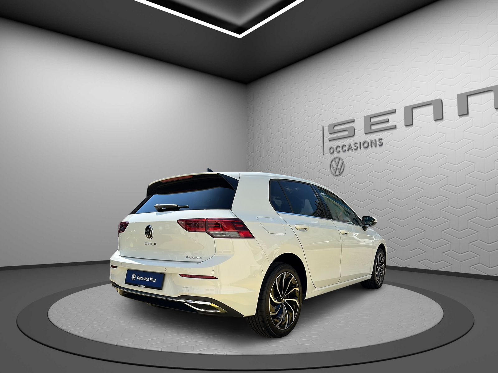 VW Golf 1.4 TSI PHEV Selection-image-5