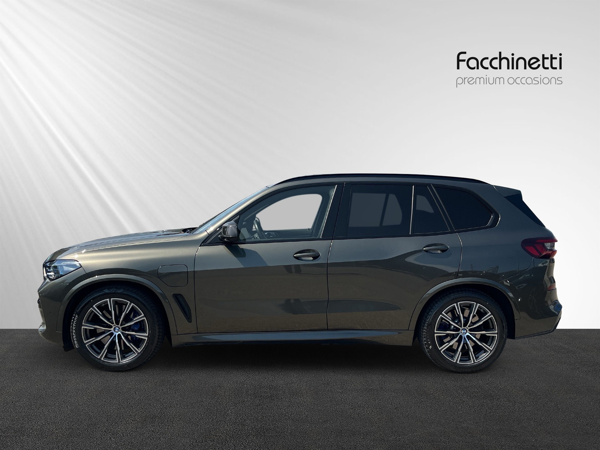 BMW X5 xDrive45e M Sport Steptronic-showroom-element-1