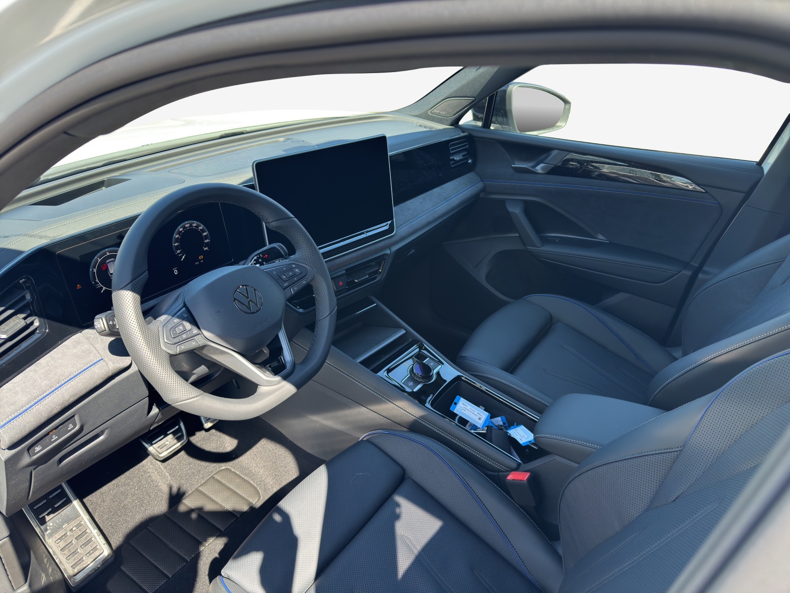 VW Tiguan 2.0 TSI DSG R-Line 4Motion-image-8