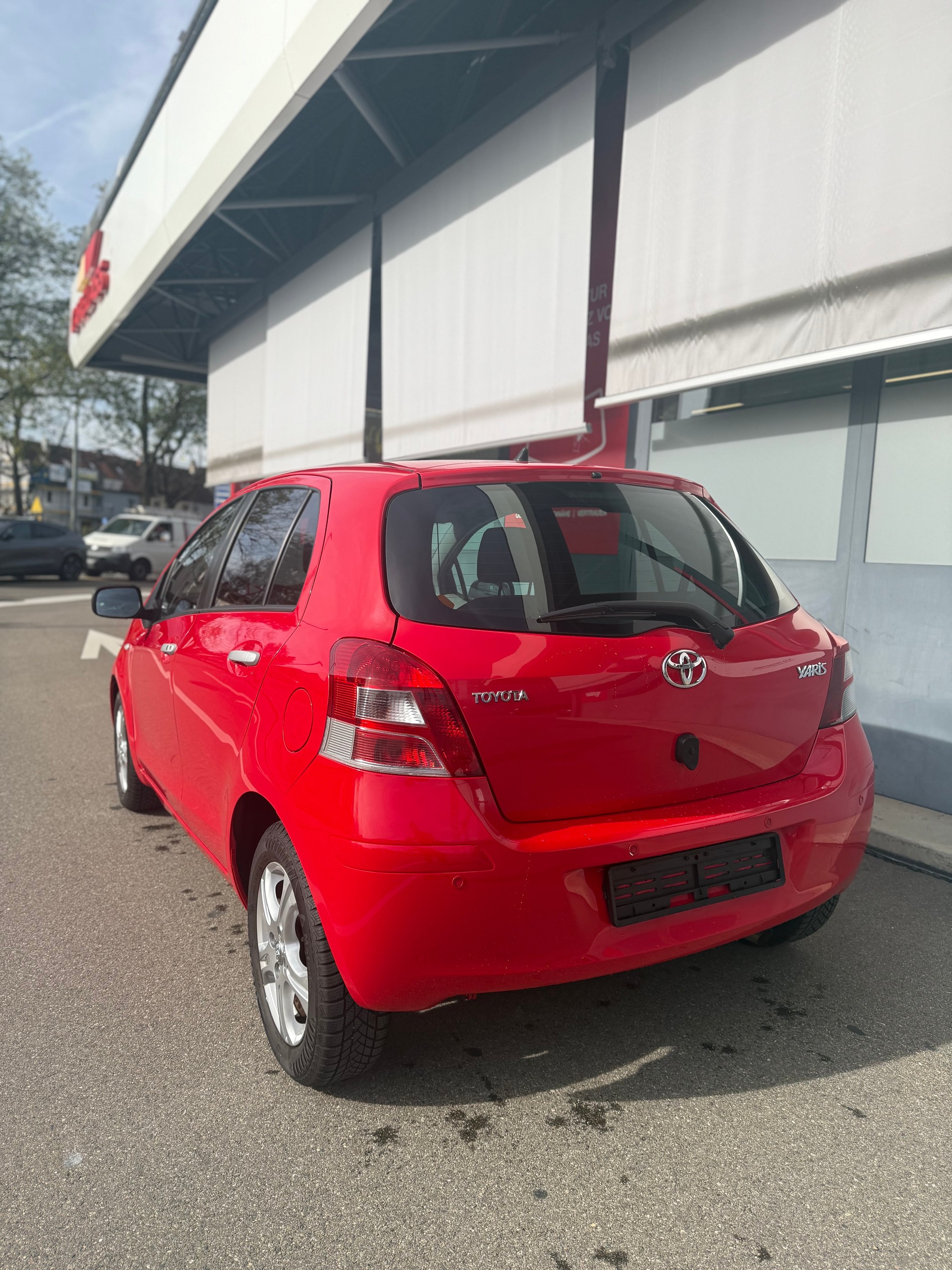 TOYOTA Yaris 1.33 Linea Luna Multimode-image-4