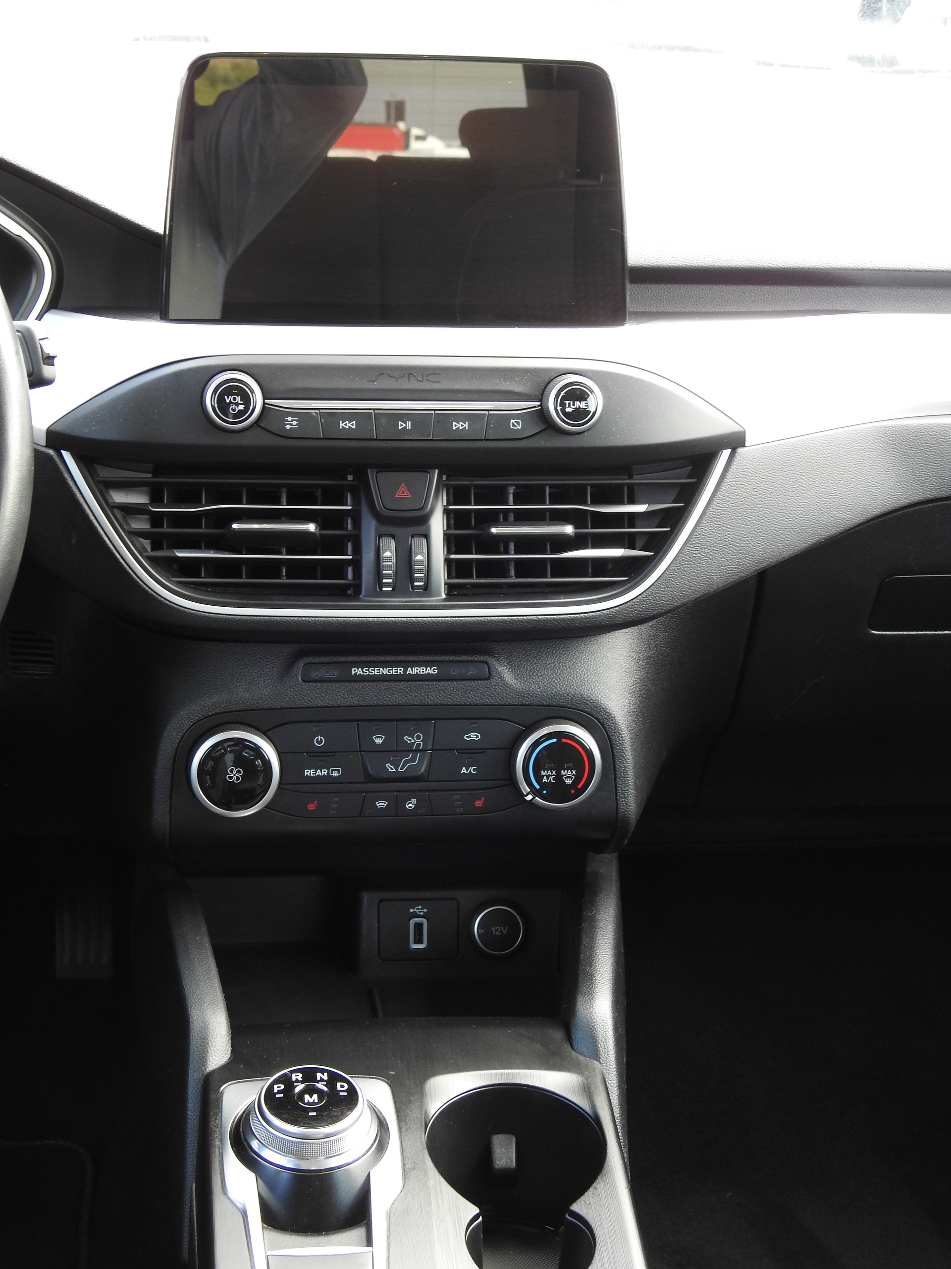 FORD Focus 1.5 TDCi Titanium Automatic-image-16
