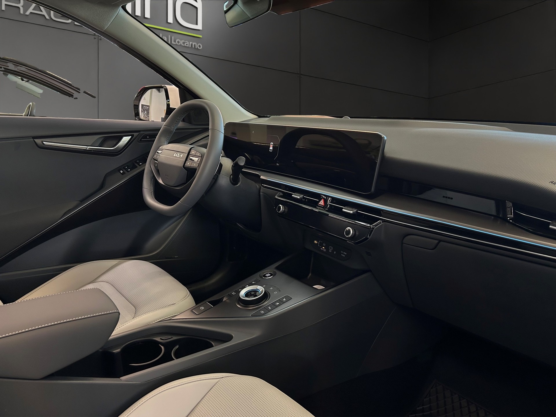 KIA Niro 1.6 GDi Hybrid Style-image-9