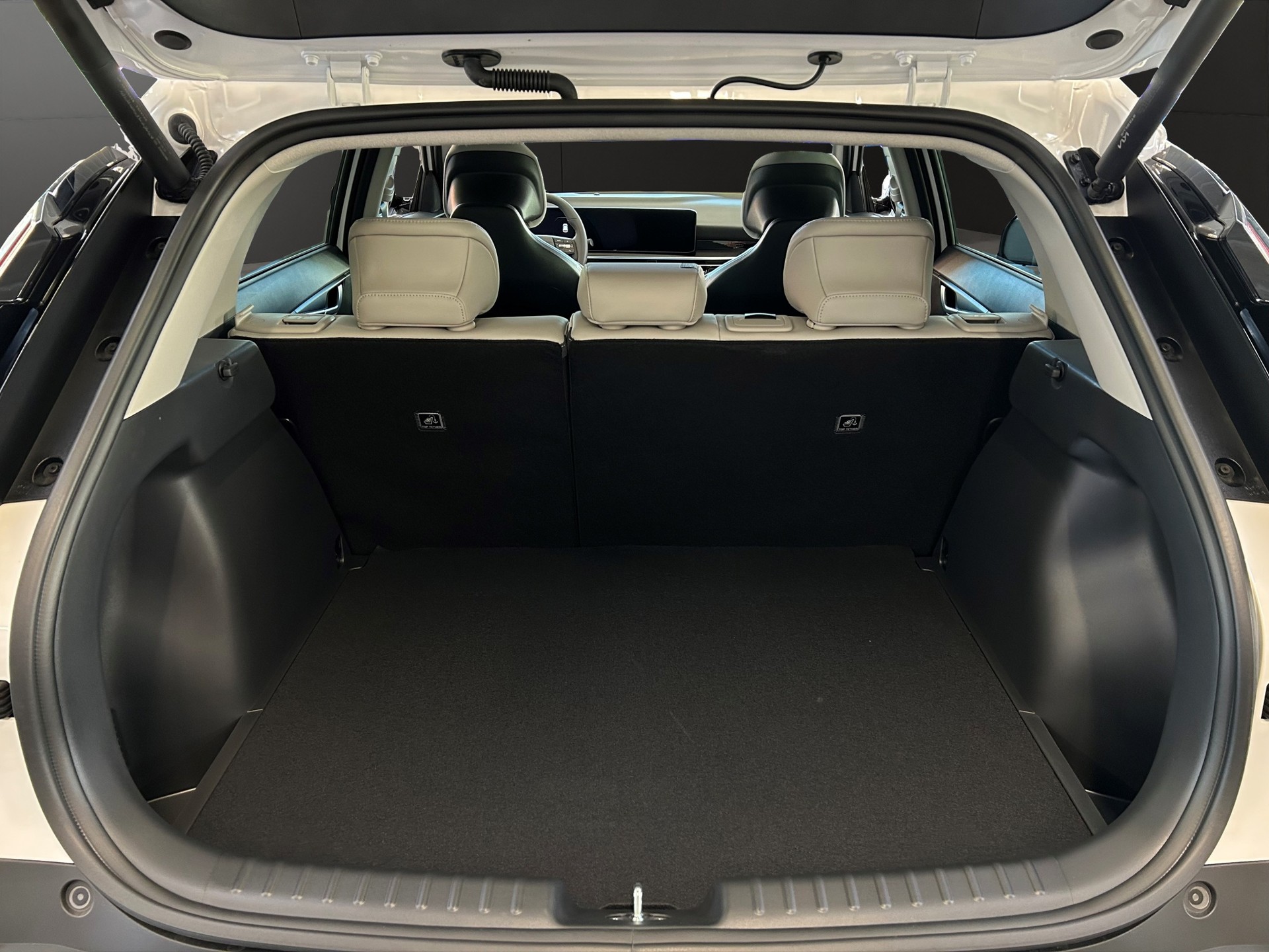 KIA Niro 1.6 GDi Hybrid Style-image-11