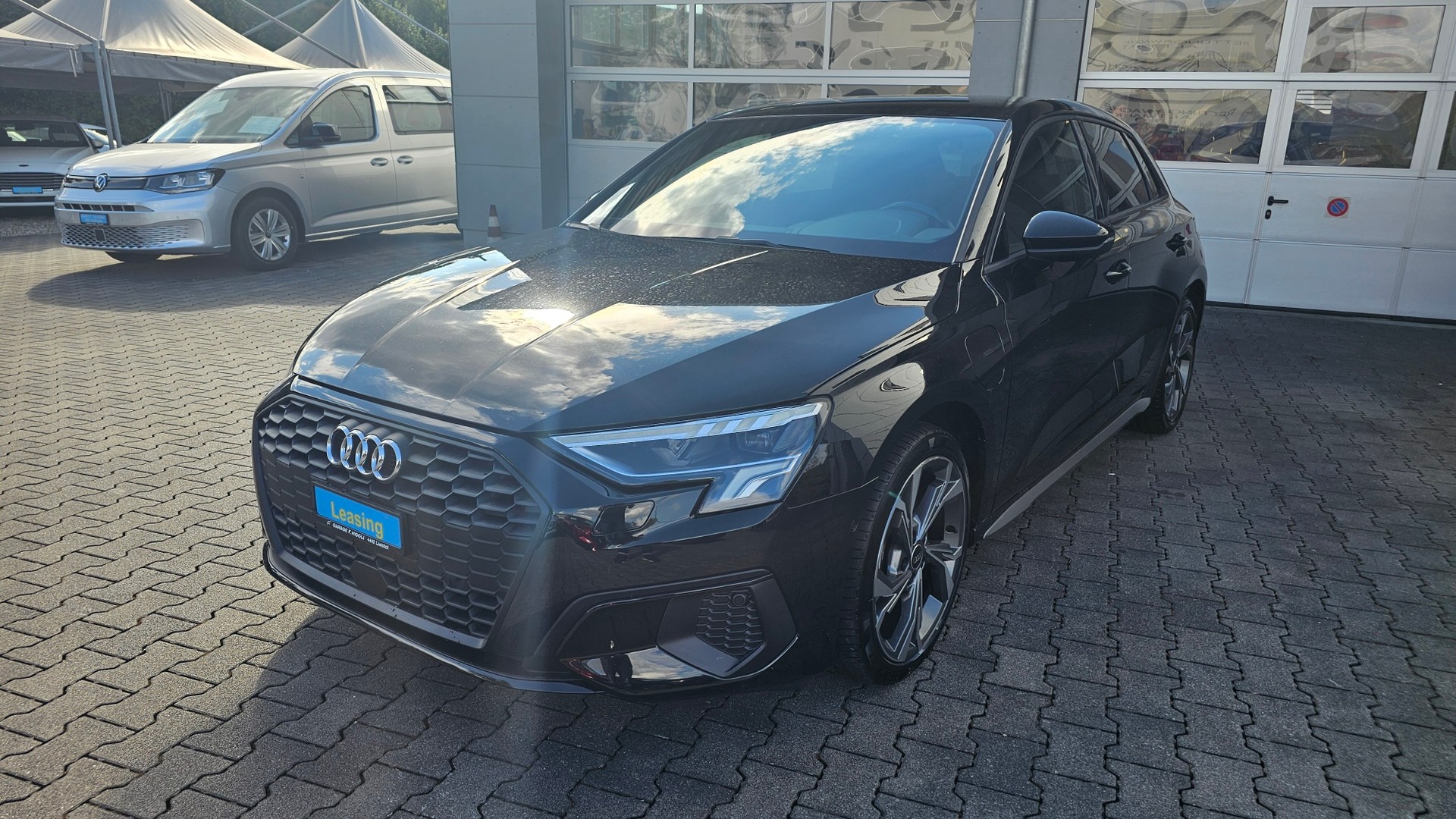 AUDI A3 Sportback 40 TFSI e S line S-tronic-image-15