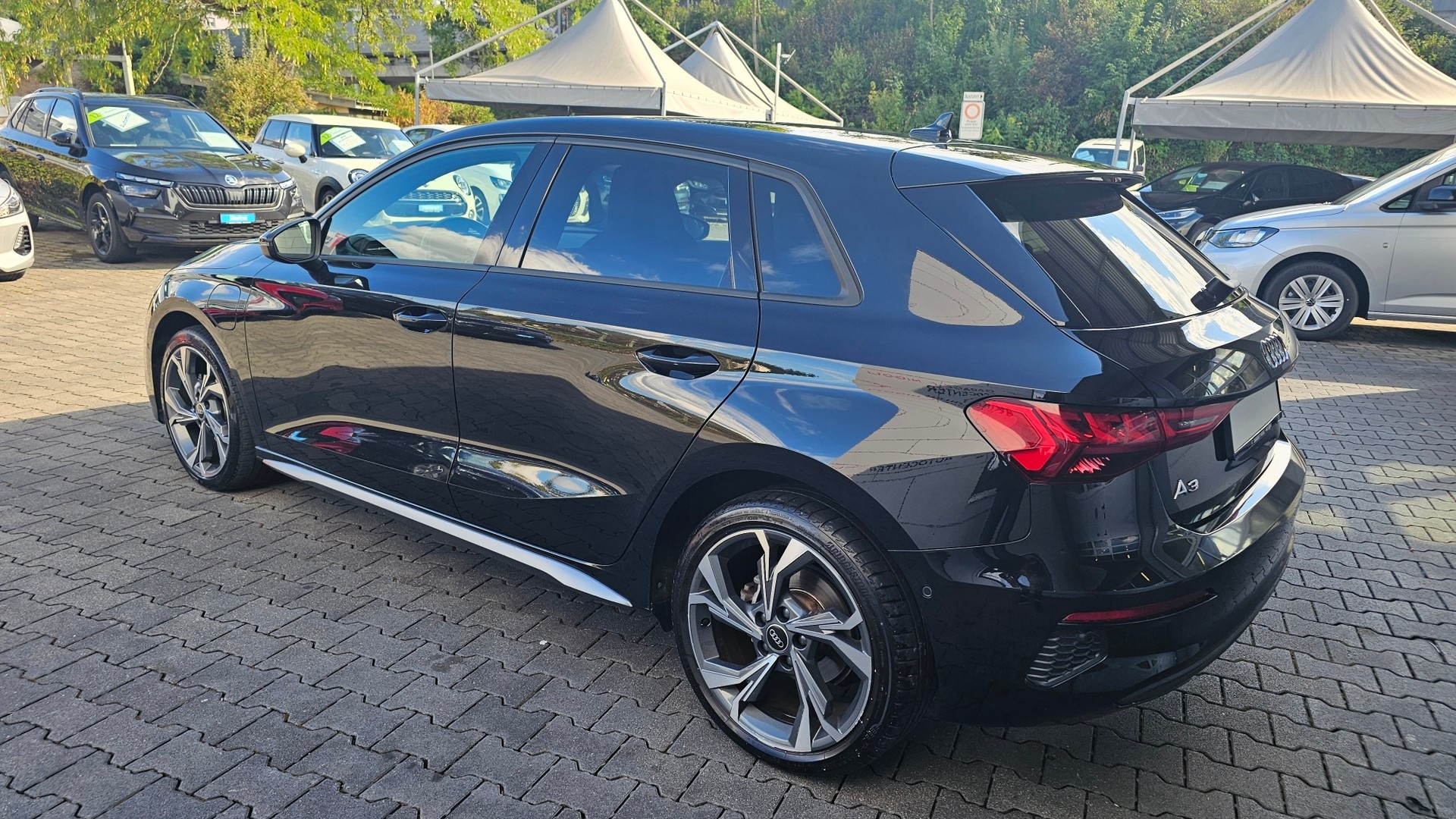 AUDI A3 Sportback 40 TFSI e S line S-tronic-image-10