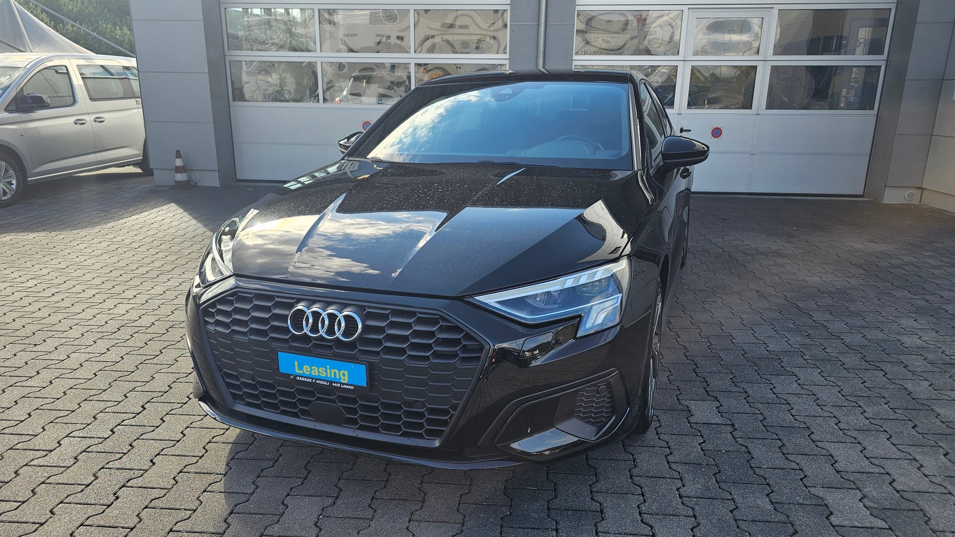 AUDI A3 Sportback 40 TFSI e S line S-tronic-image-16