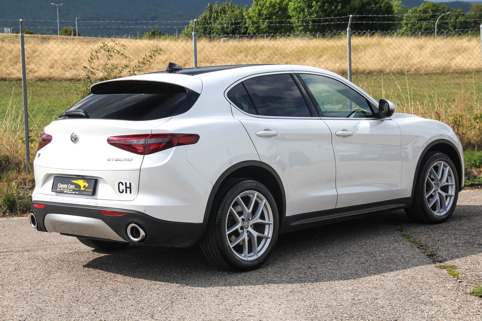 ALFA ROMEO Stelvio 2.0 Executive Q4 Automatic ⭐⭐⭐⭐⭐-image-3