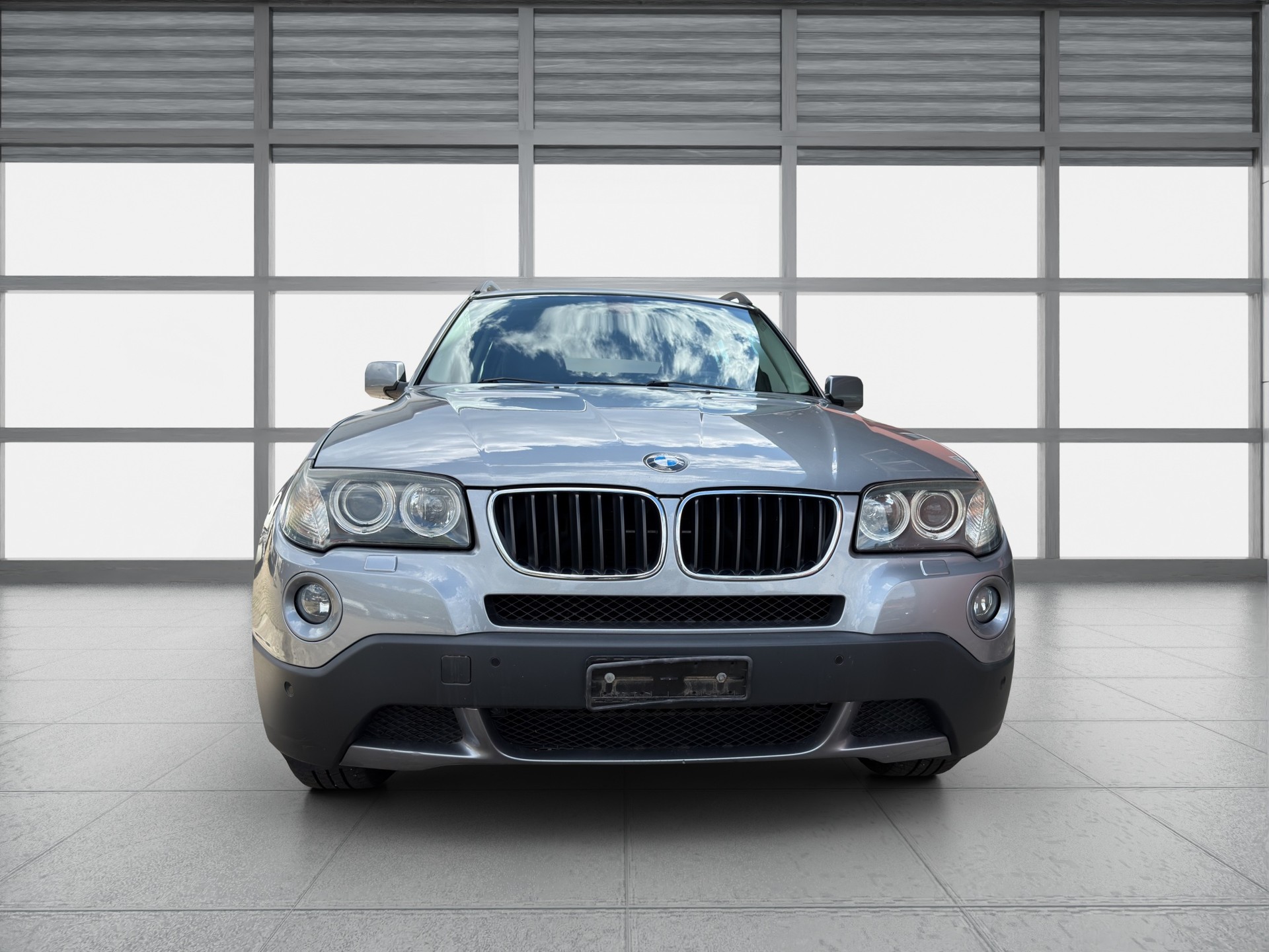 BMW X3 xDrive 20i (2.0i)-image-1