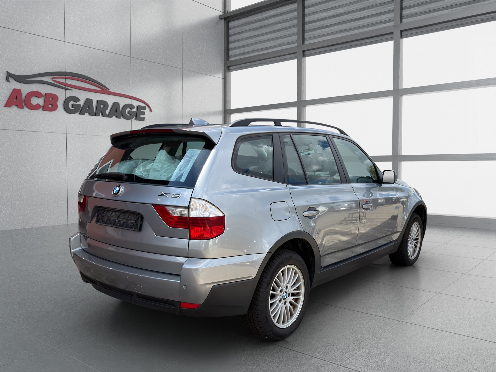 BMW X3 xDrive 20i (2.0i)-image-3