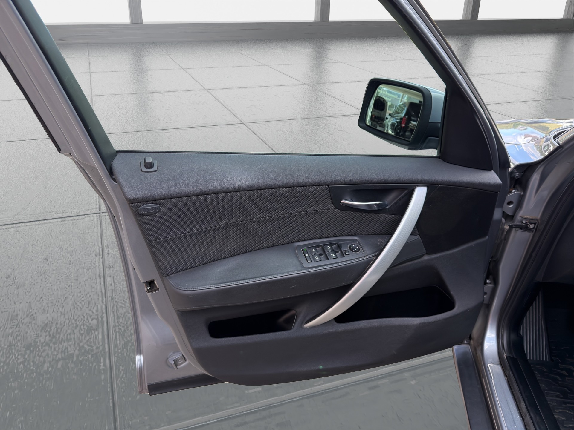 BMW X3 xDrive 20i (2.0i)-image-12