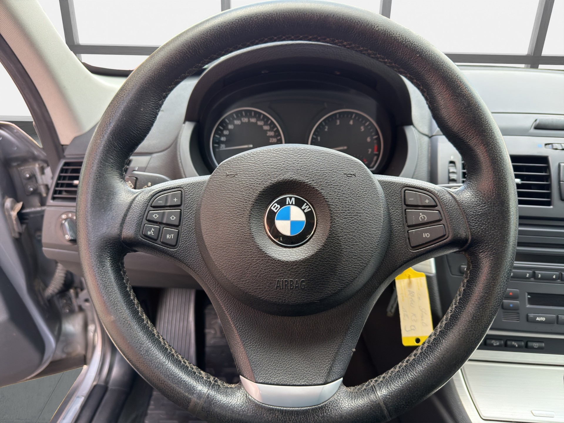 BMW X3 xDrive 20i (2.0i)-image-14