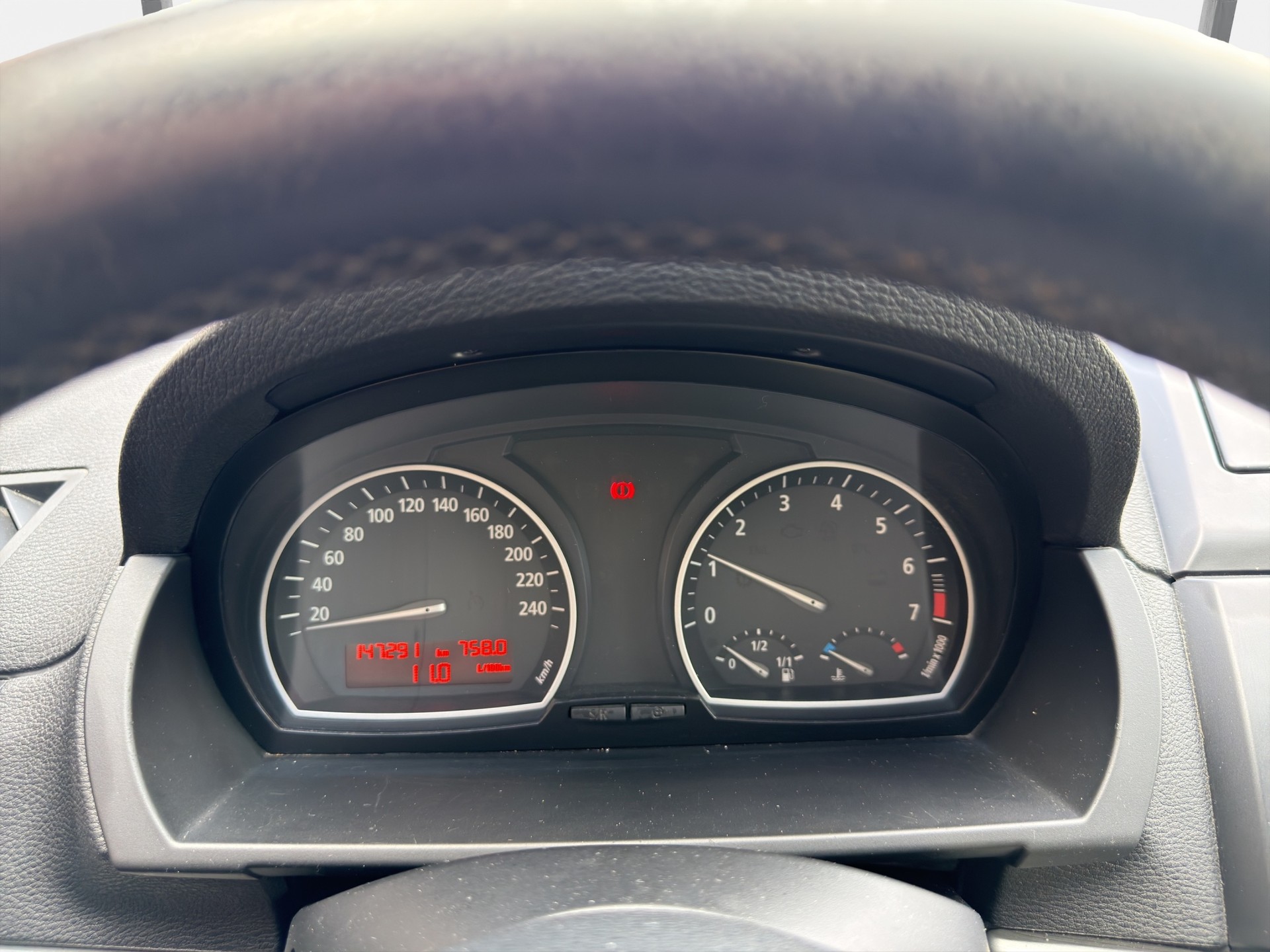 BMW X3 xDrive 20i (2.0i)-image-13