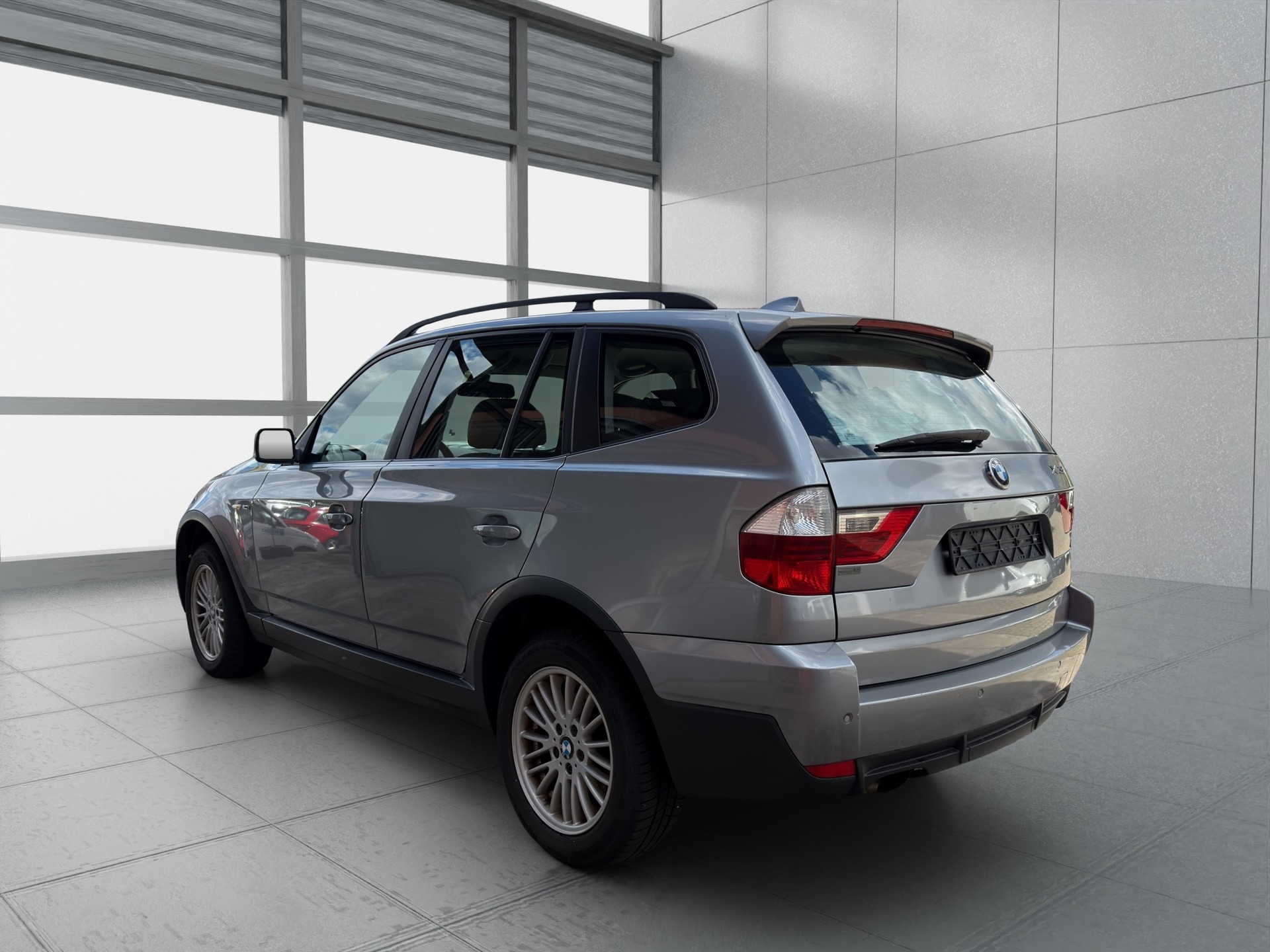 BMW X3 xDrive 20i (2.0i)-image-6
