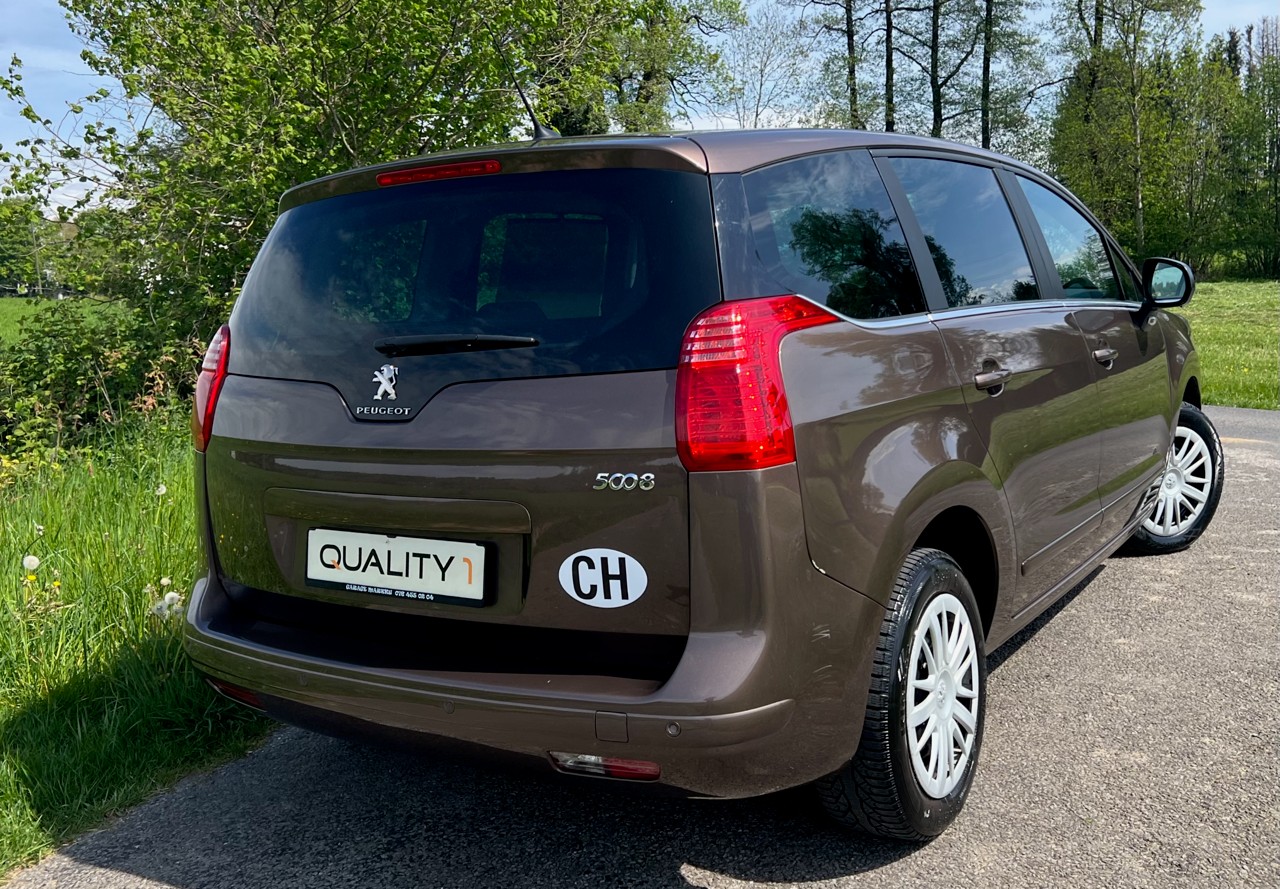 PEUGEOT 5008 1.6 16V VTI Active-image-3