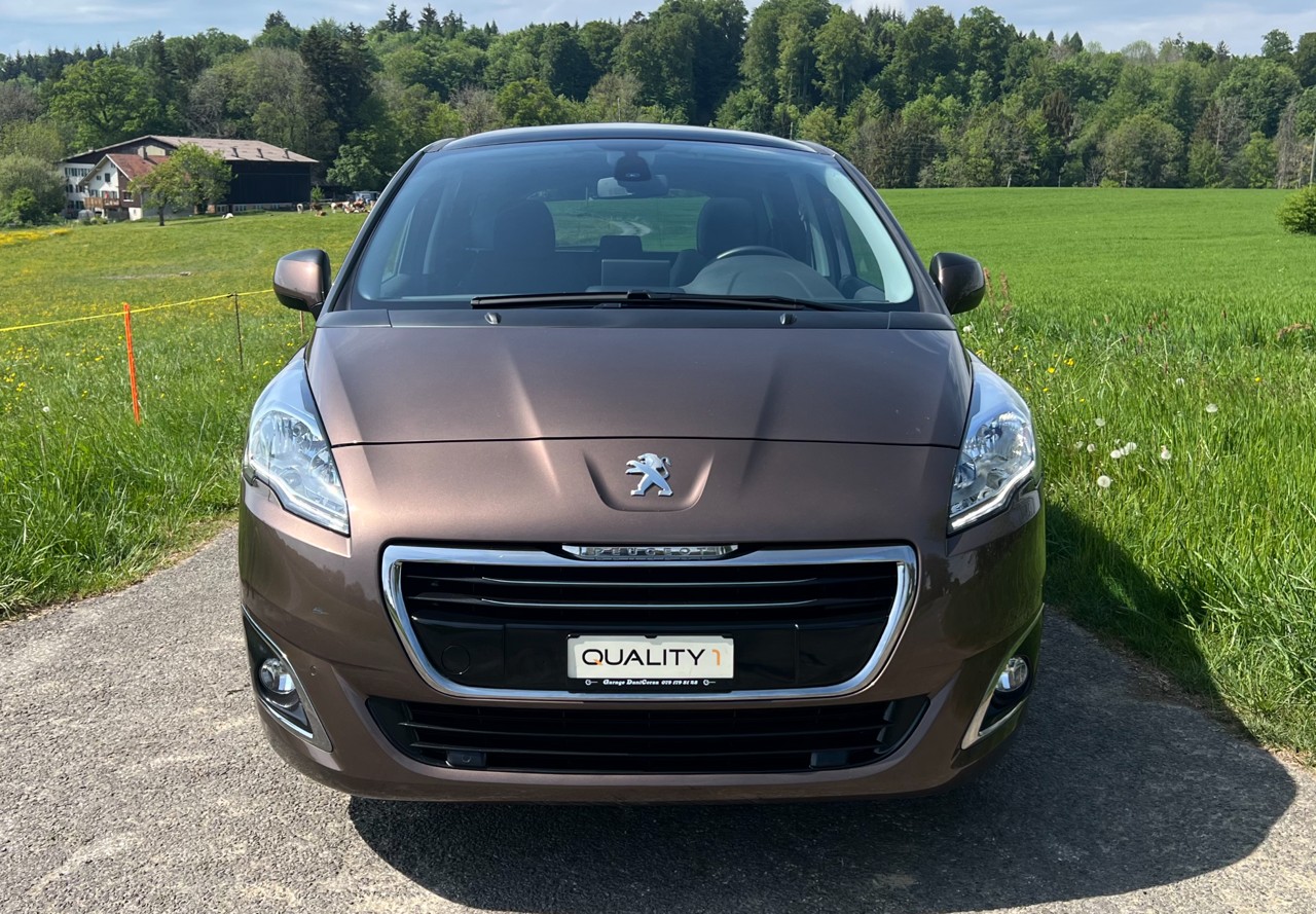 PEUGEOT 5008 1.6 16V VTI Active-image-2