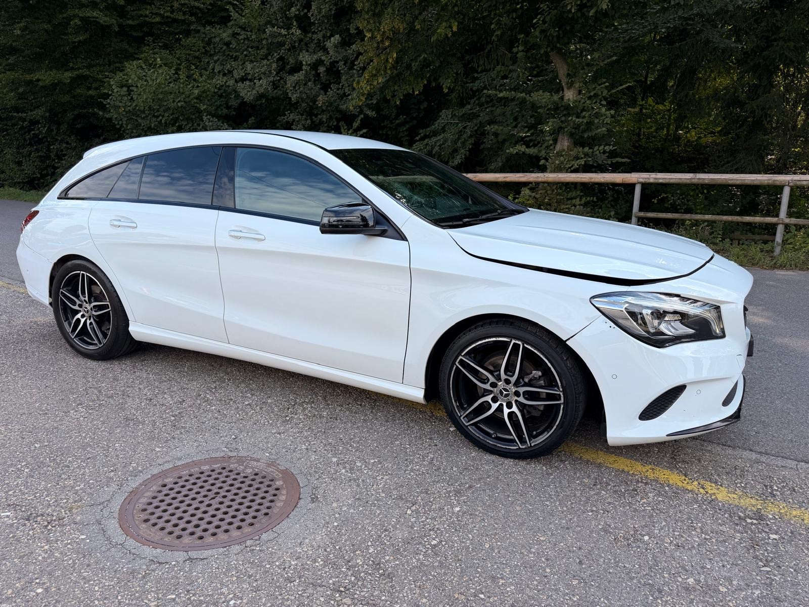 MERCEDES-BENZ CLA Shooting Brake 200 Night Star 7G-DCT-image-0