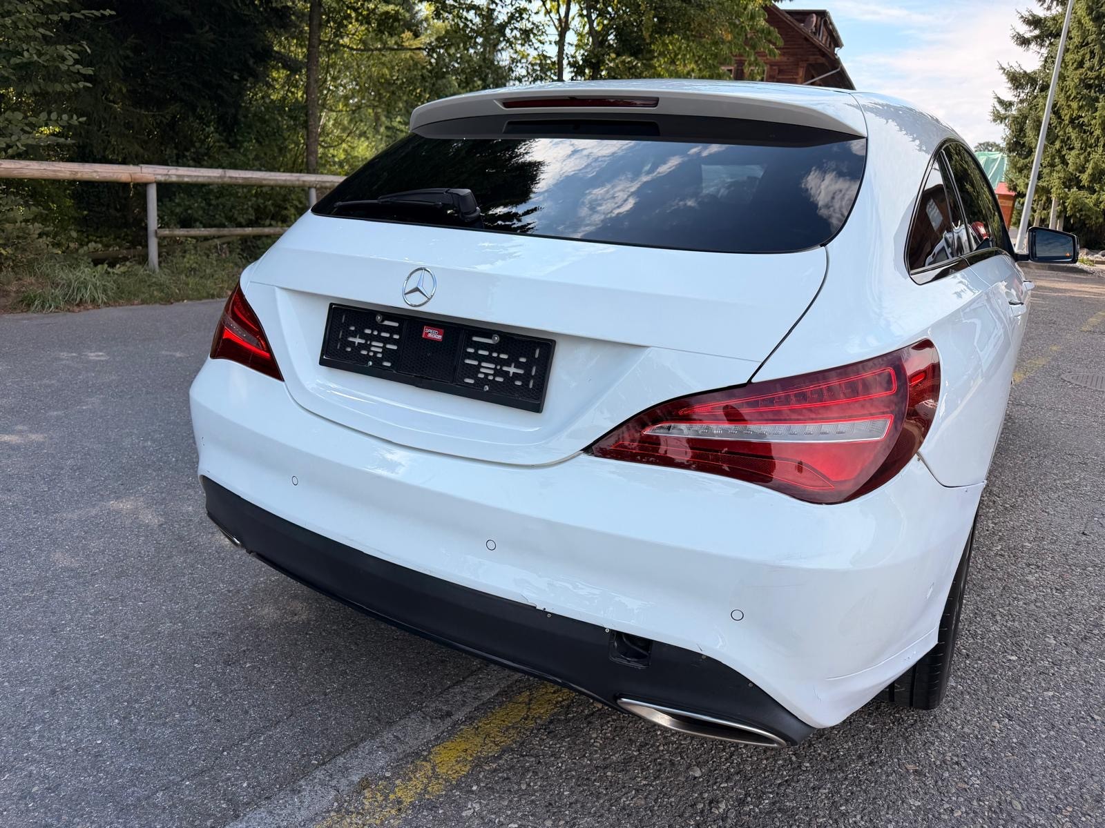 MERCEDES-BENZ CLA Shooting Brake 200 Night Star 7G-DCT-image-3