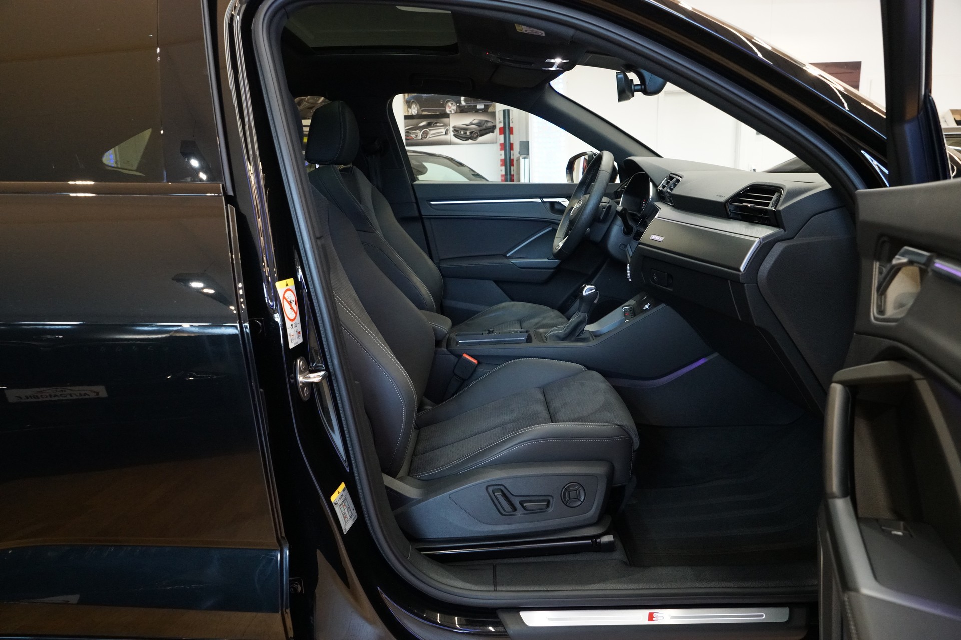 AUDI Q3 Sportback 45 TFSI S line quattro S-tronic-image-25