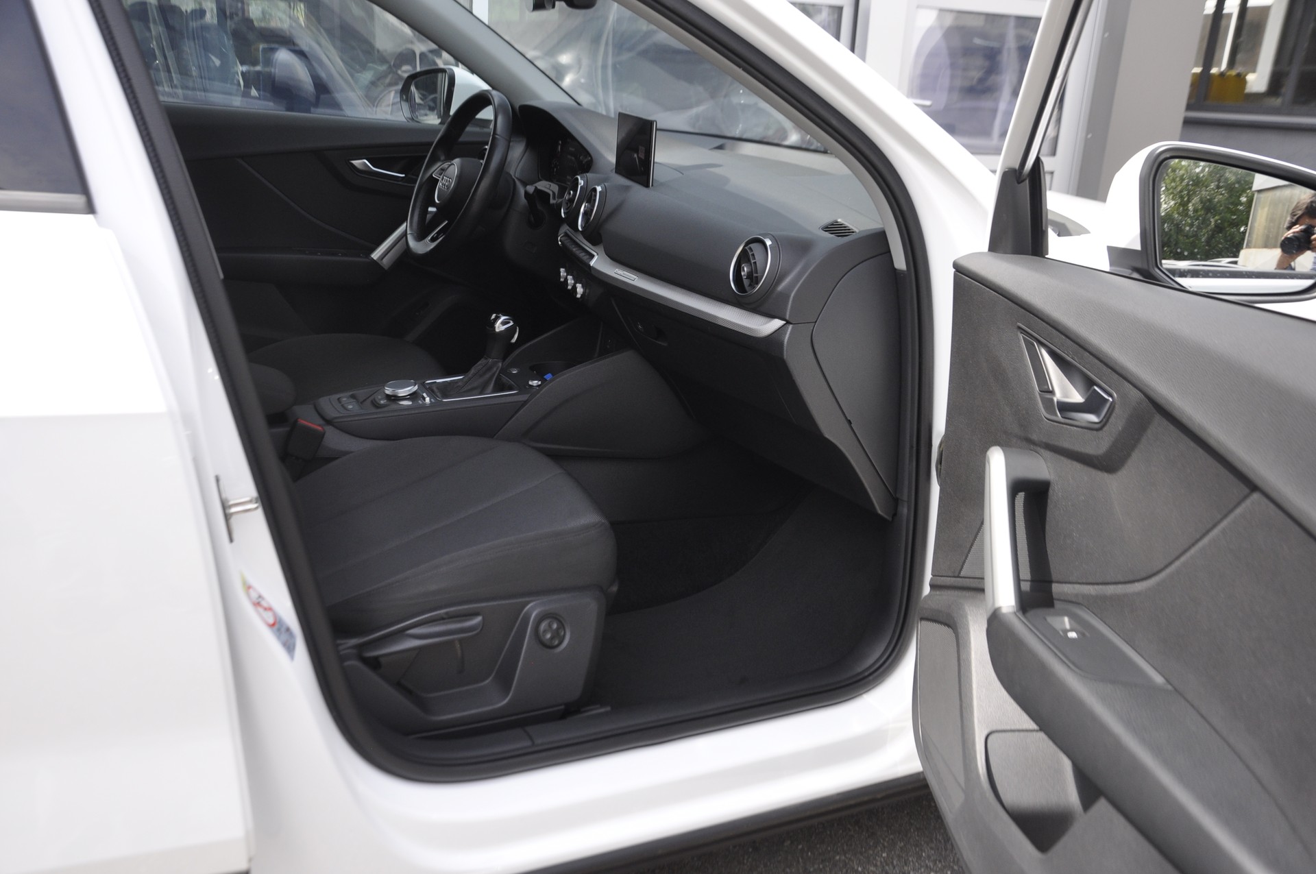 AUDI Q2 35 TFSI S-tronic-image-6