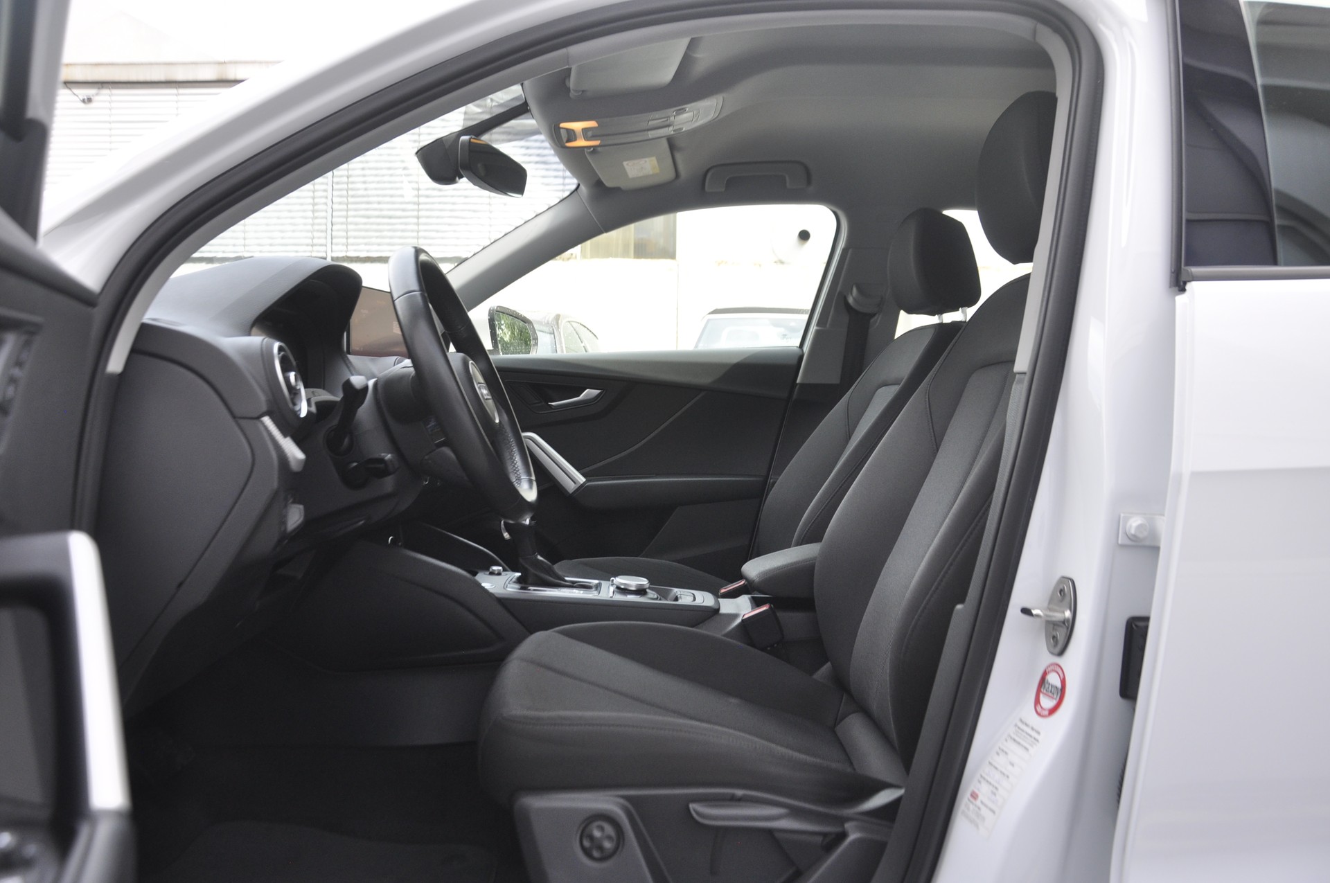 AUDI Q2 35 TFSI S-tronic-image-4