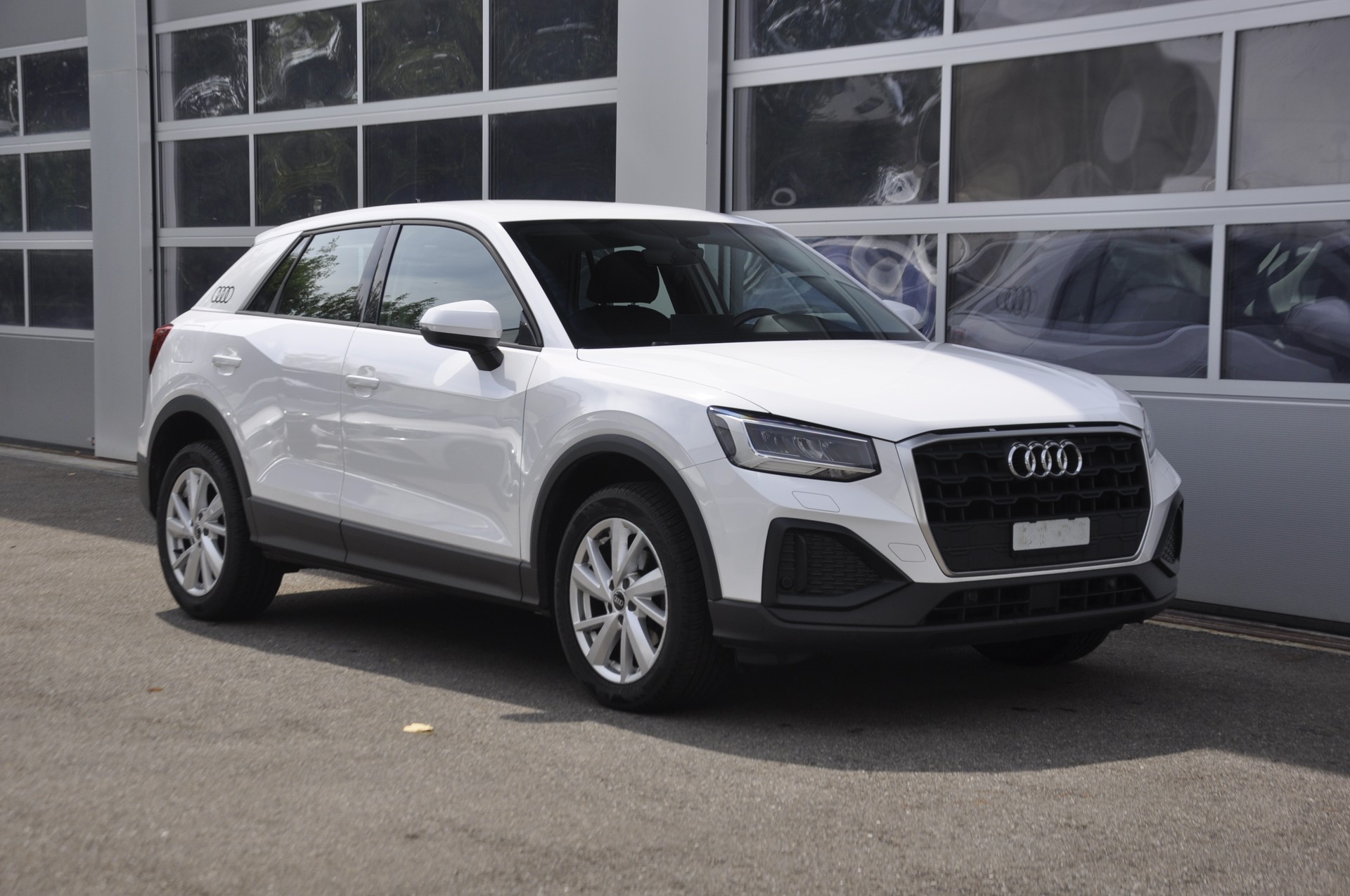 AUDI Q2 35 TFSI S-tronic-image-0