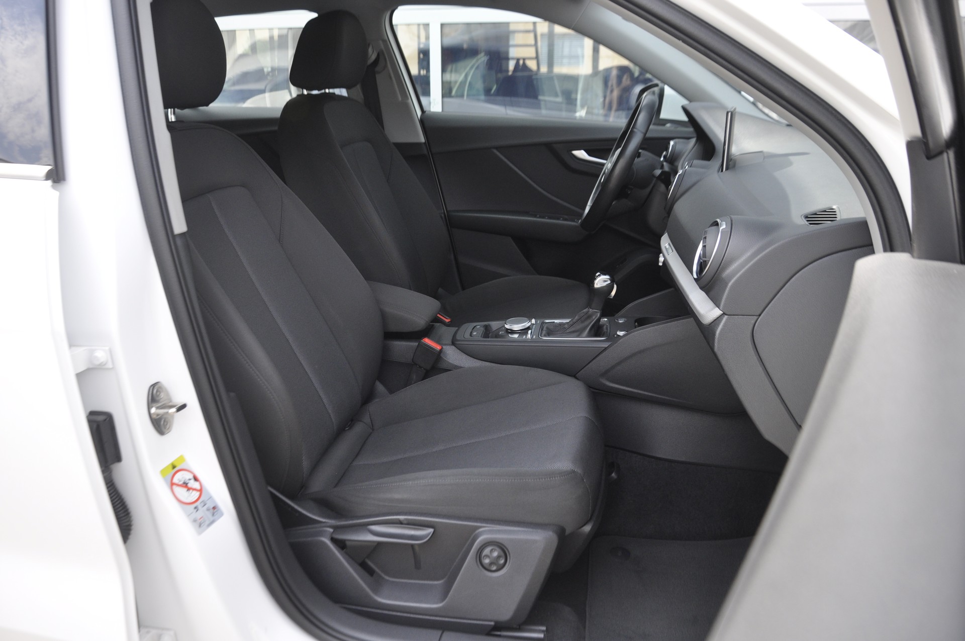 AUDI Q2 35 TFSI S-tronic-image-7