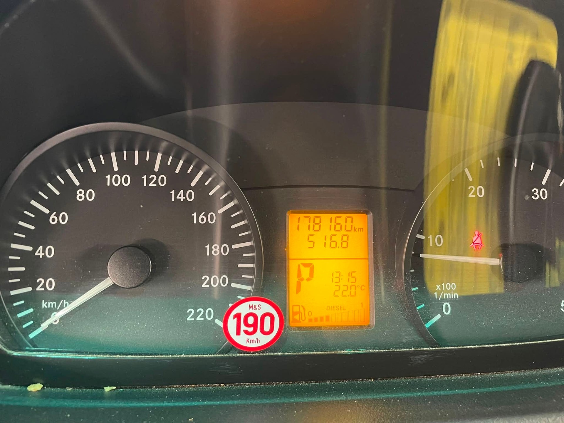 MERCEDES-BENZ Vito 113 CDI Blue Efficiency 4X4-image-12