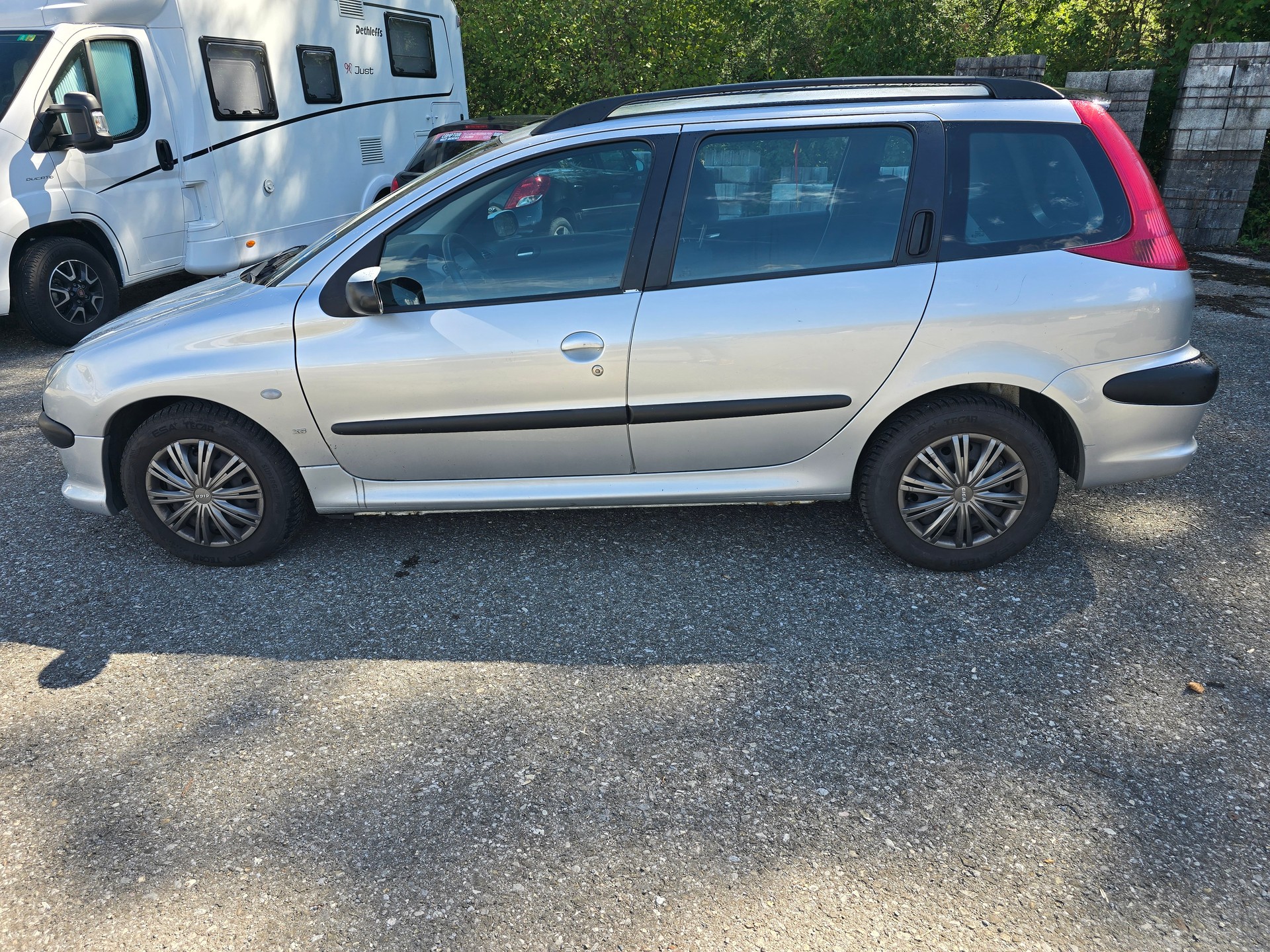 PEUGEOT 206 SW 1.6 16V Quiksilver-image-5