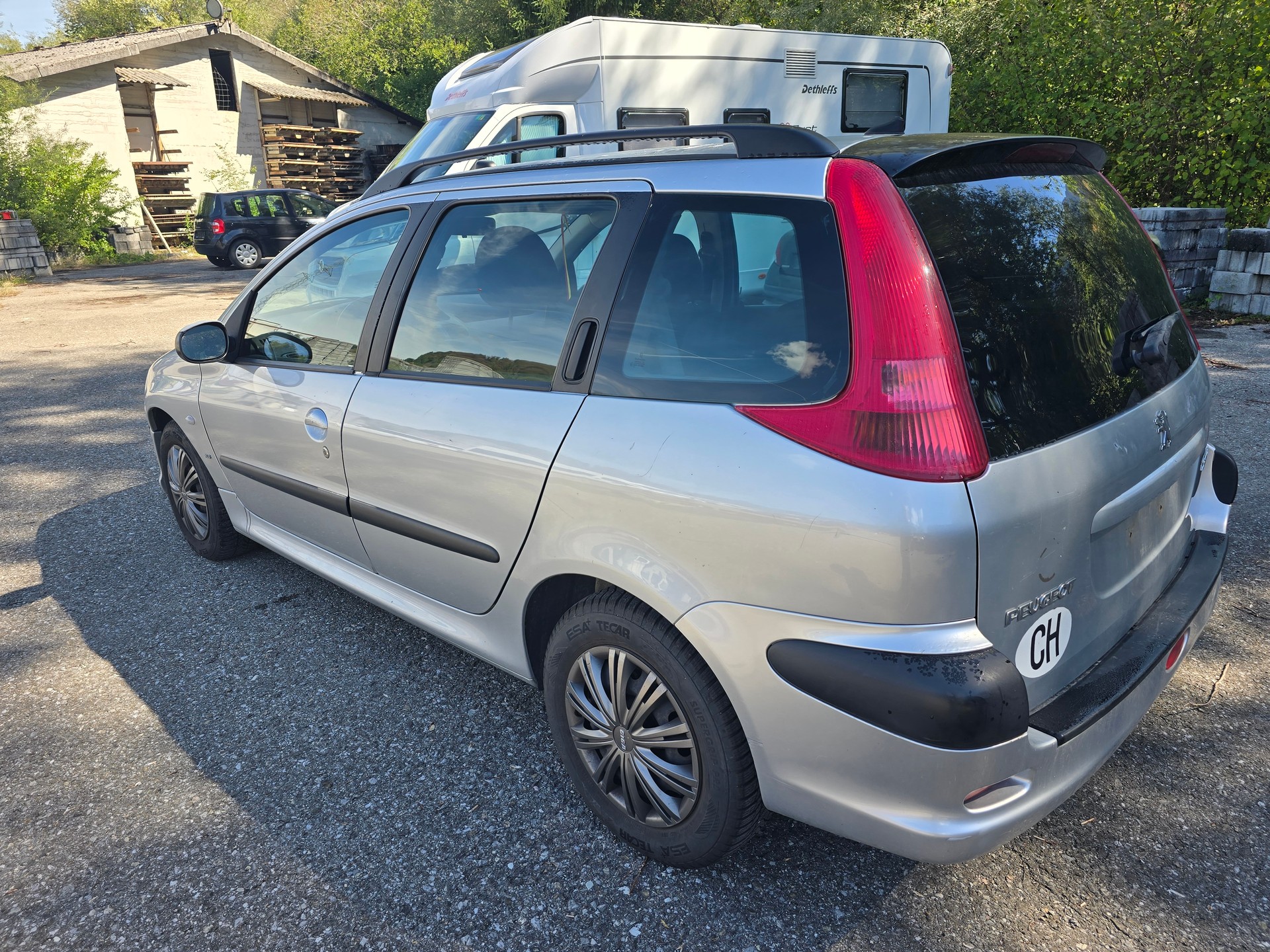 PEUGEOT 206 SW 1.6 16V Quiksilver-image-4