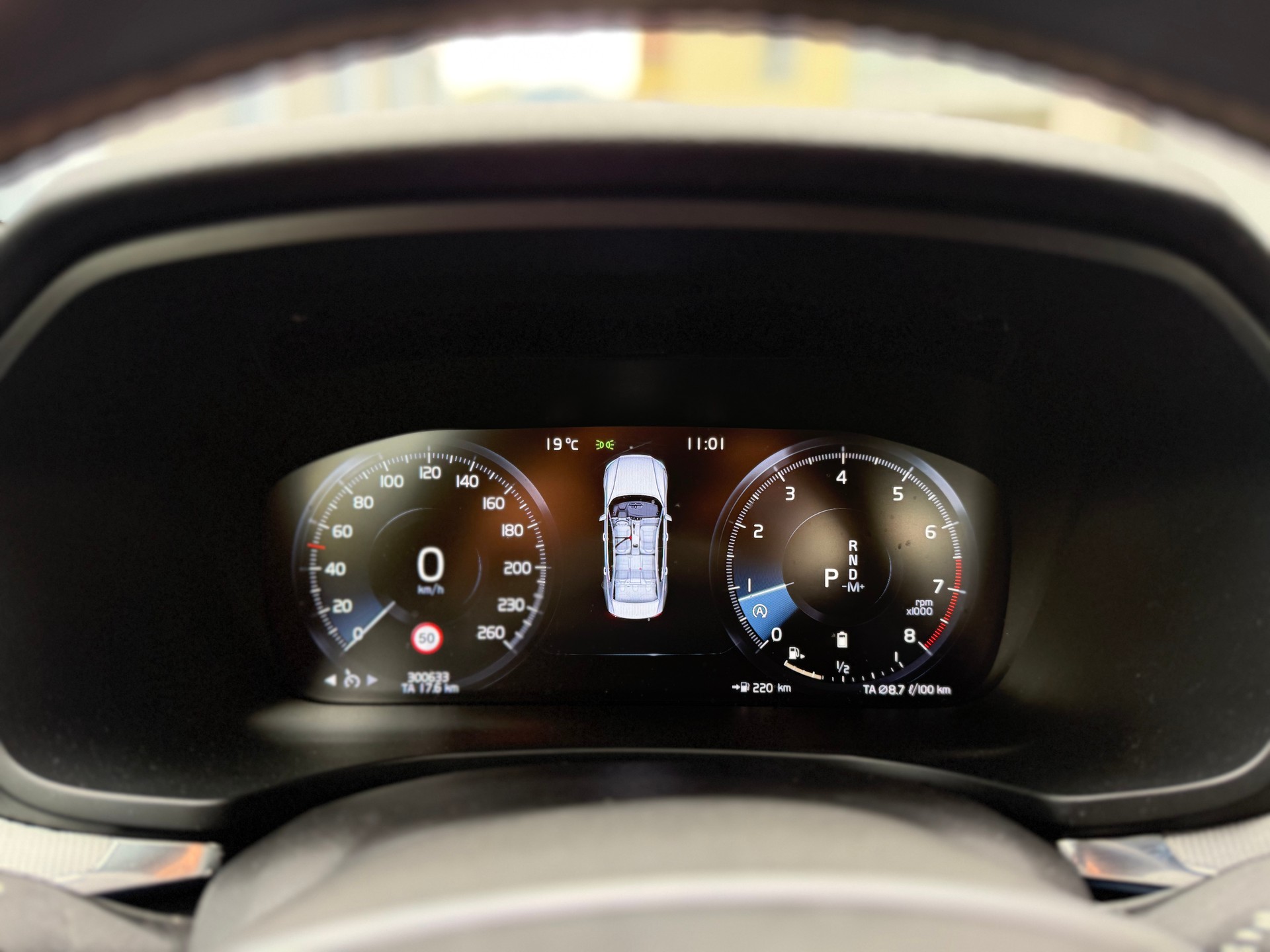 VOLVO S60 B4 Benzin Mild Hybrid R-Design Geartronic-image-13