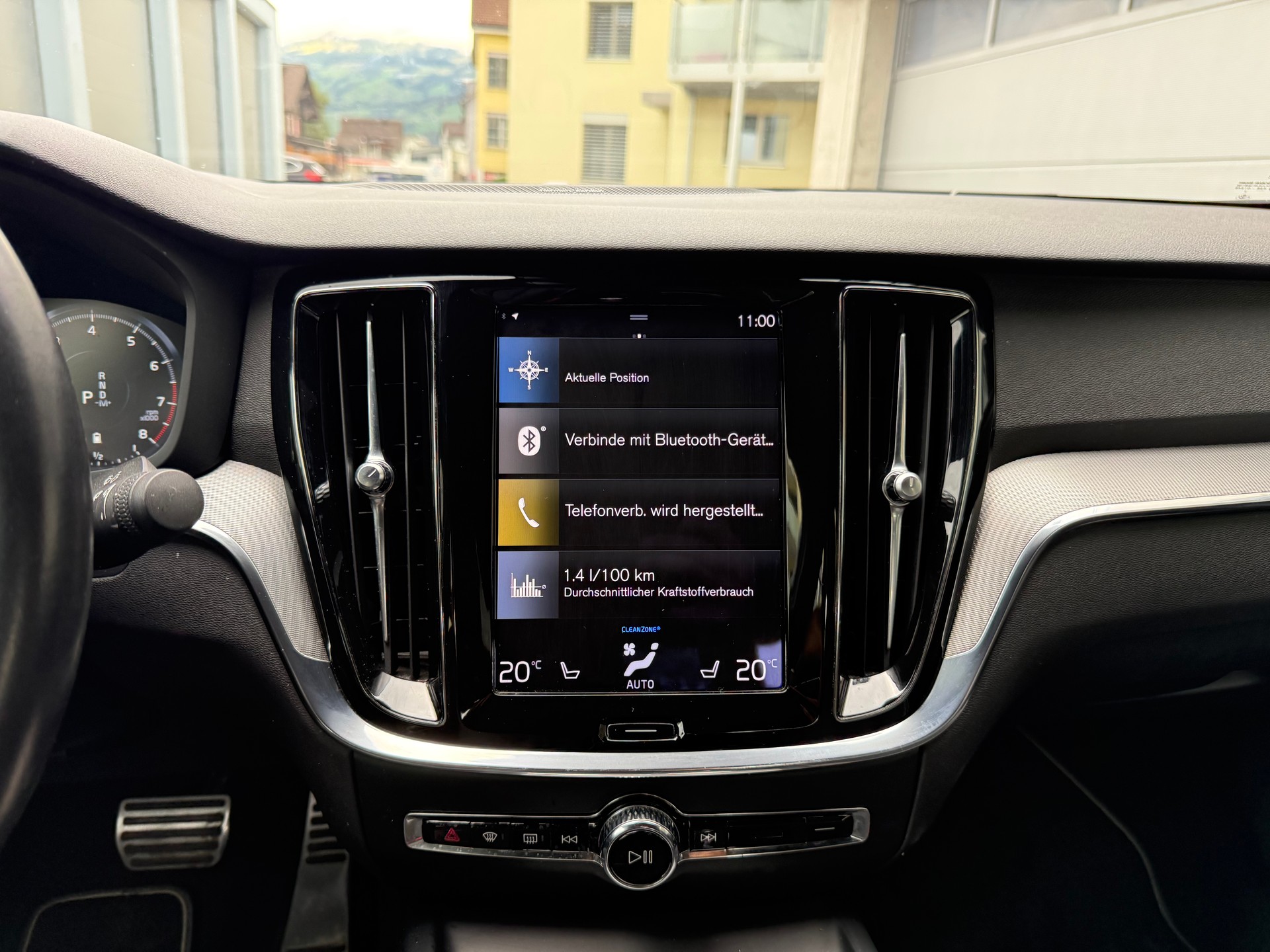VOLVO S60 B4 Benzin Mild Hybrid R-Design Geartronic-image-14