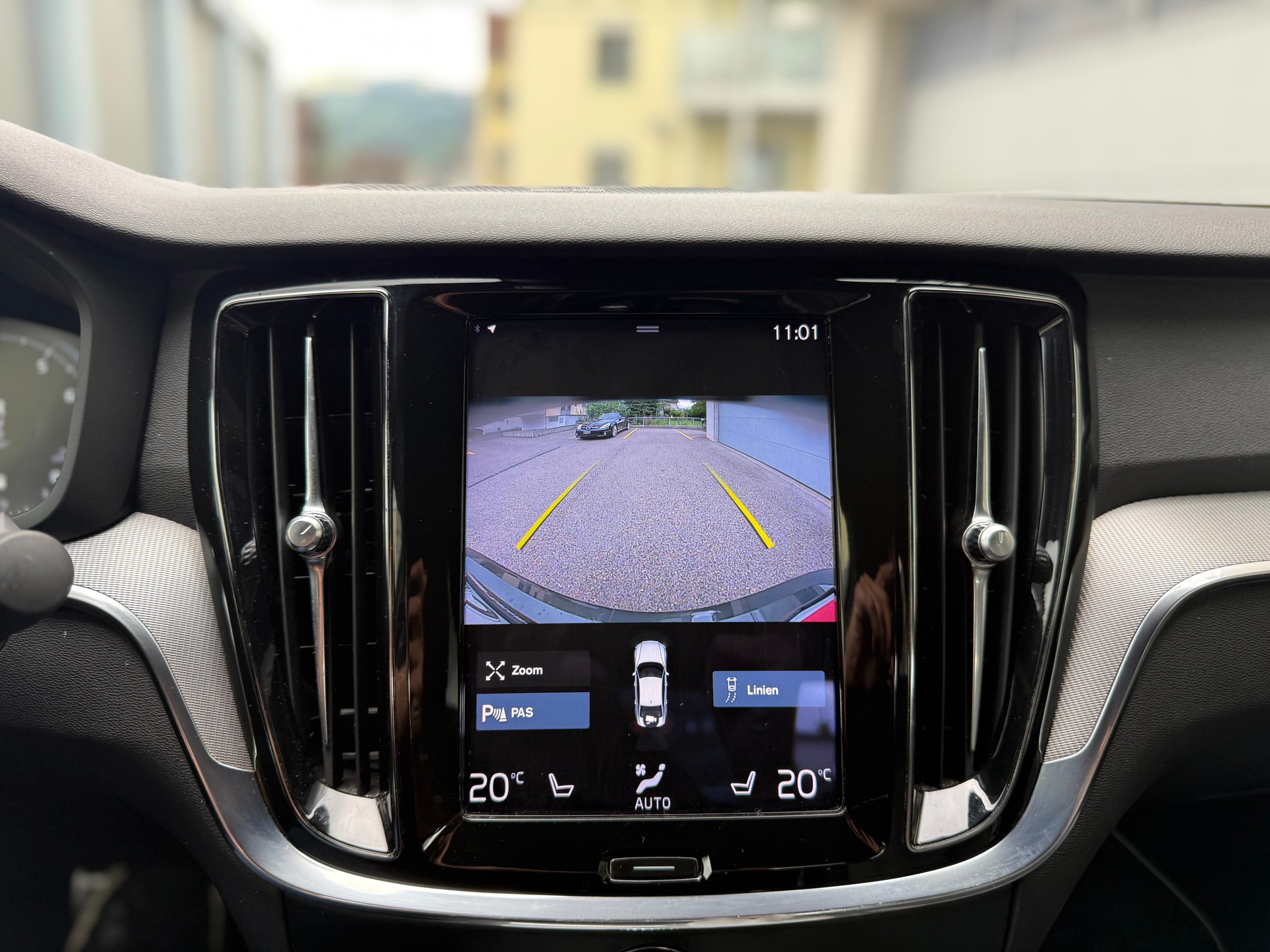 VOLVO S60 B4 Benzin Mild Hybrid R-Design Geartronic-image-15
